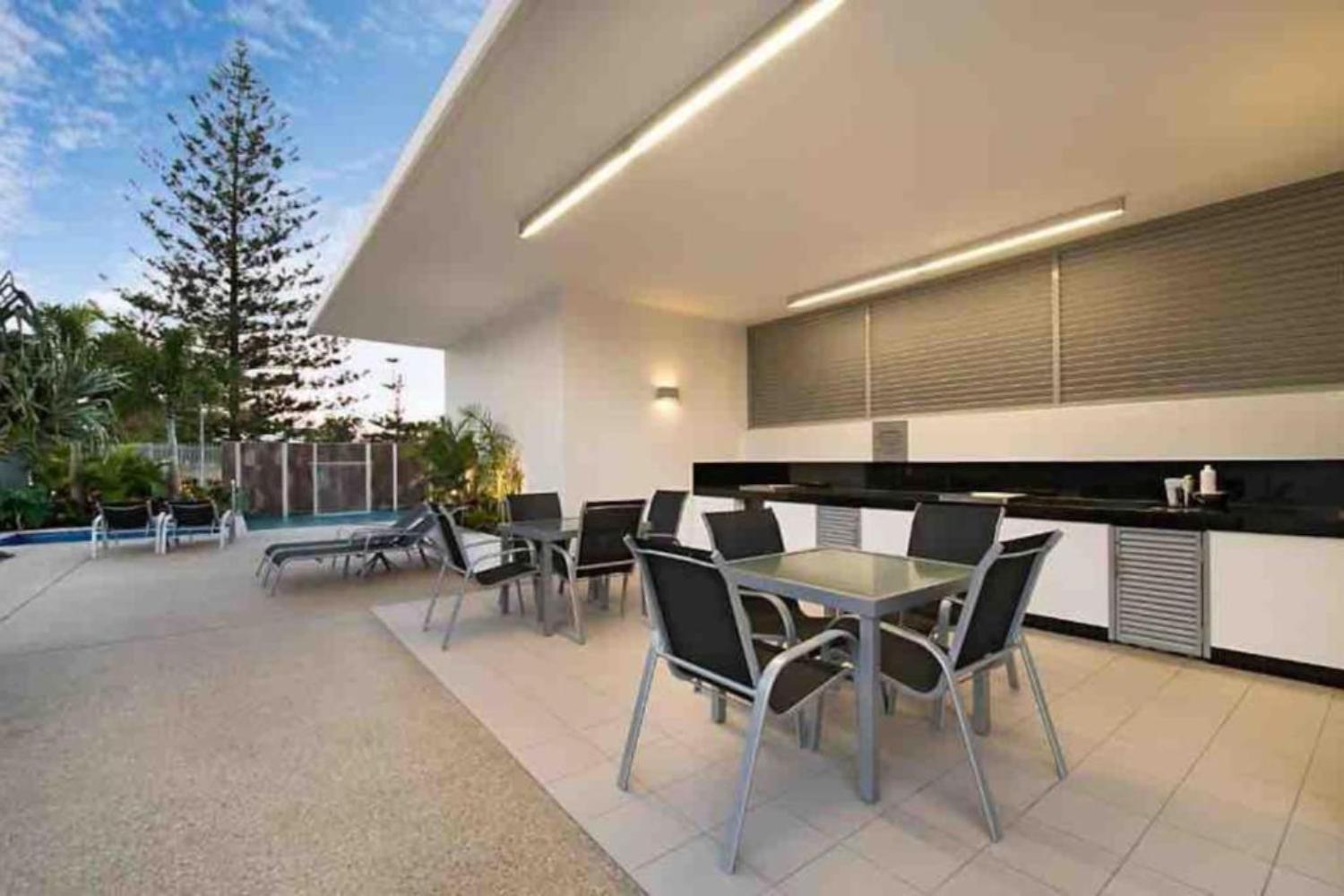Ocean Whisper Broadbeach