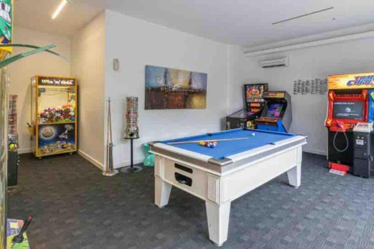 Ocean Whisper Broadbeach