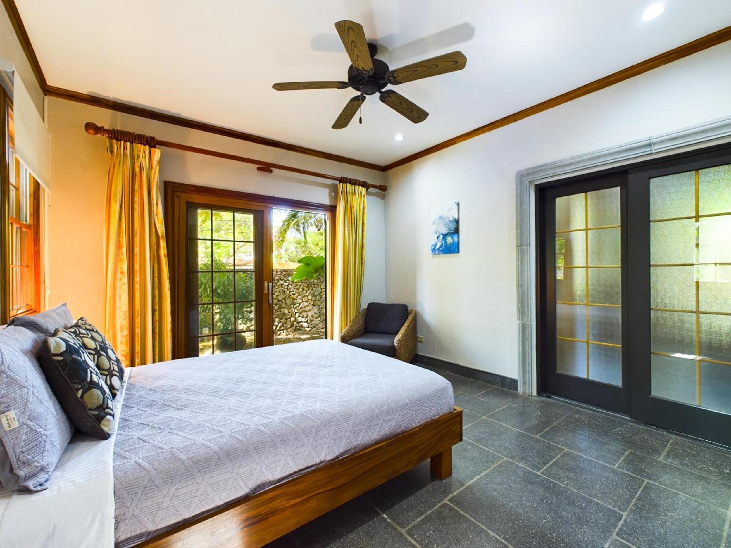La Esquina 6 Langosta Beach-Cozy 3BR Condo