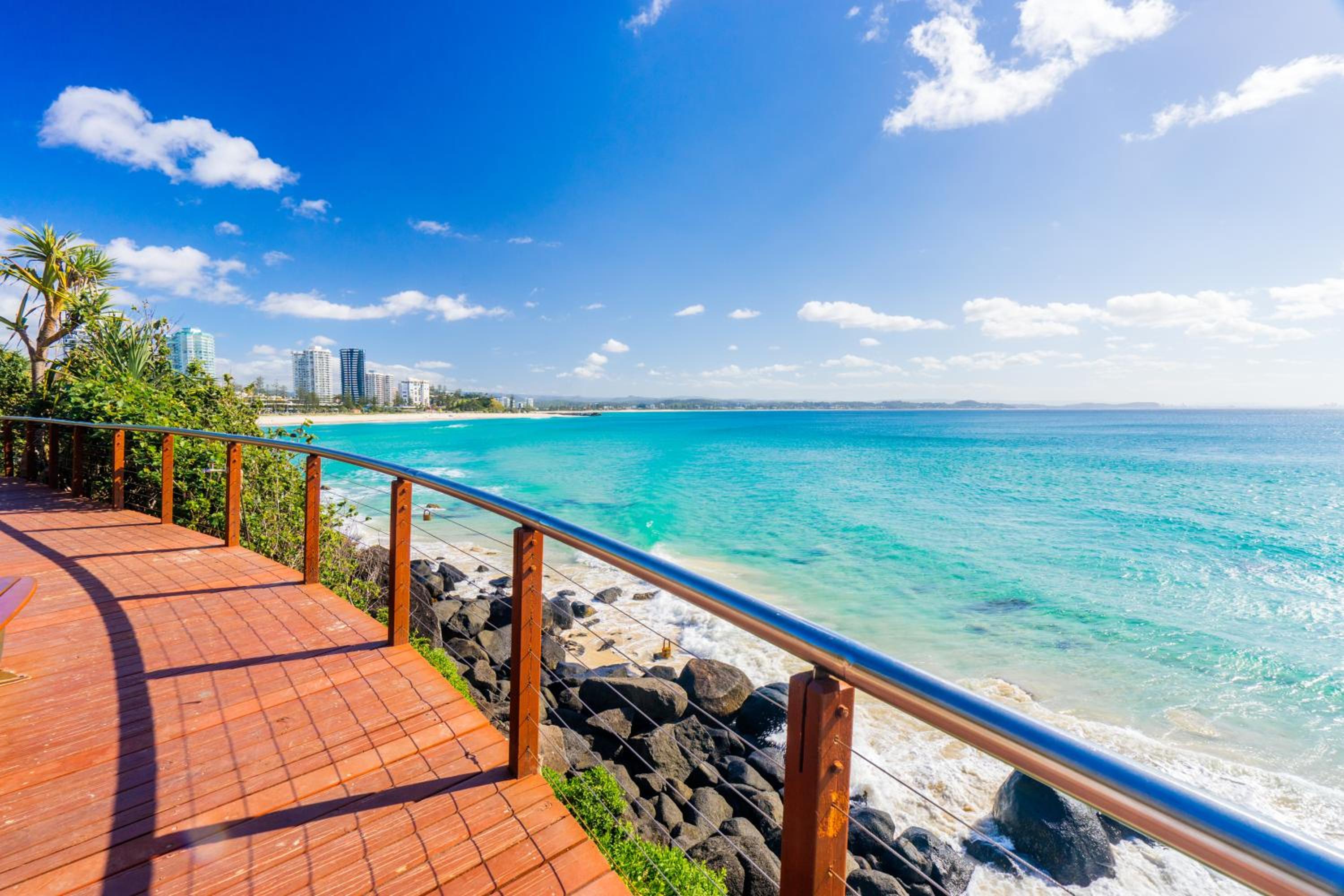 Ocean Whisper Broadbeach