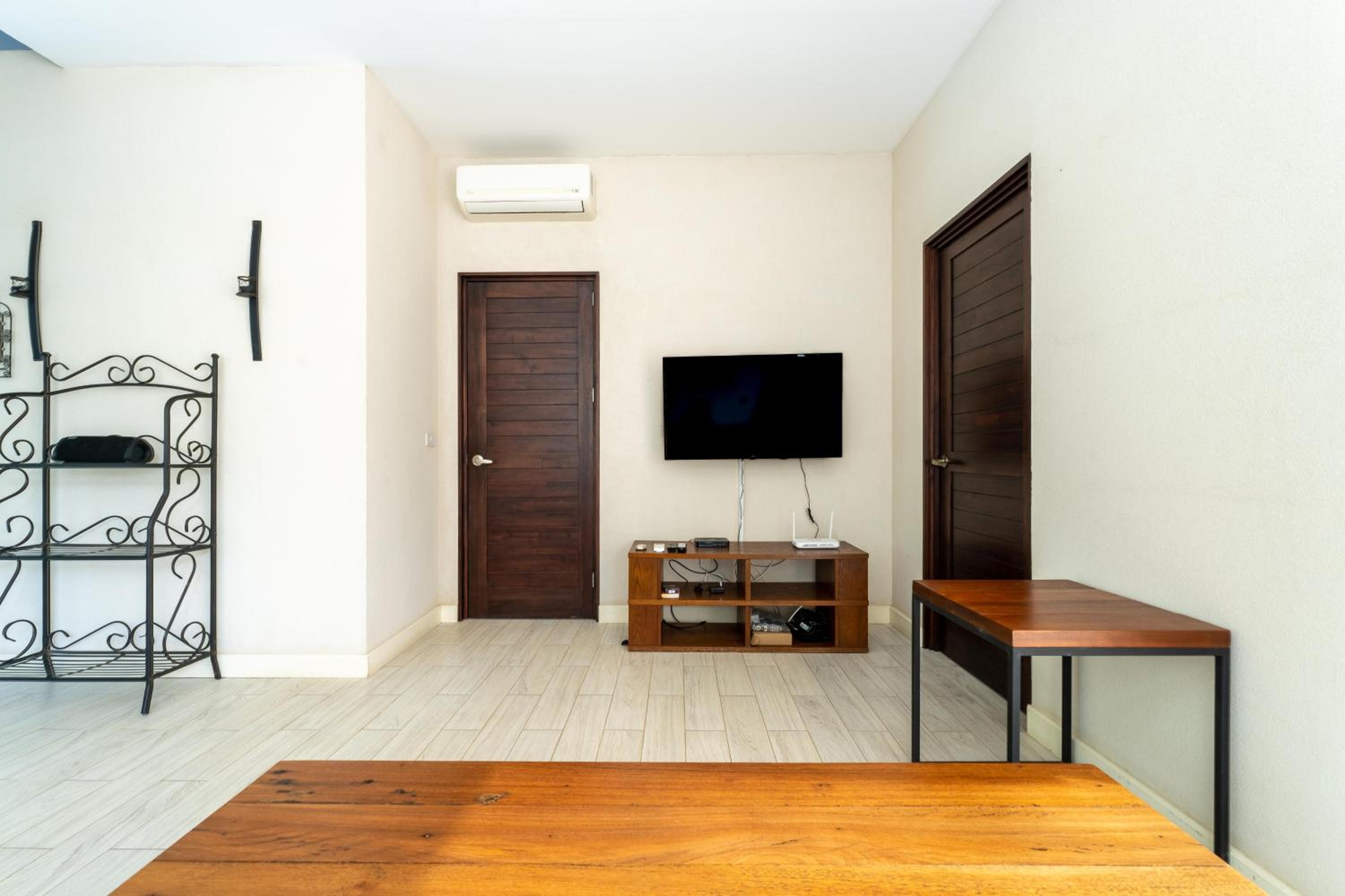 Casa Harmonia- 2 Br House With Pool