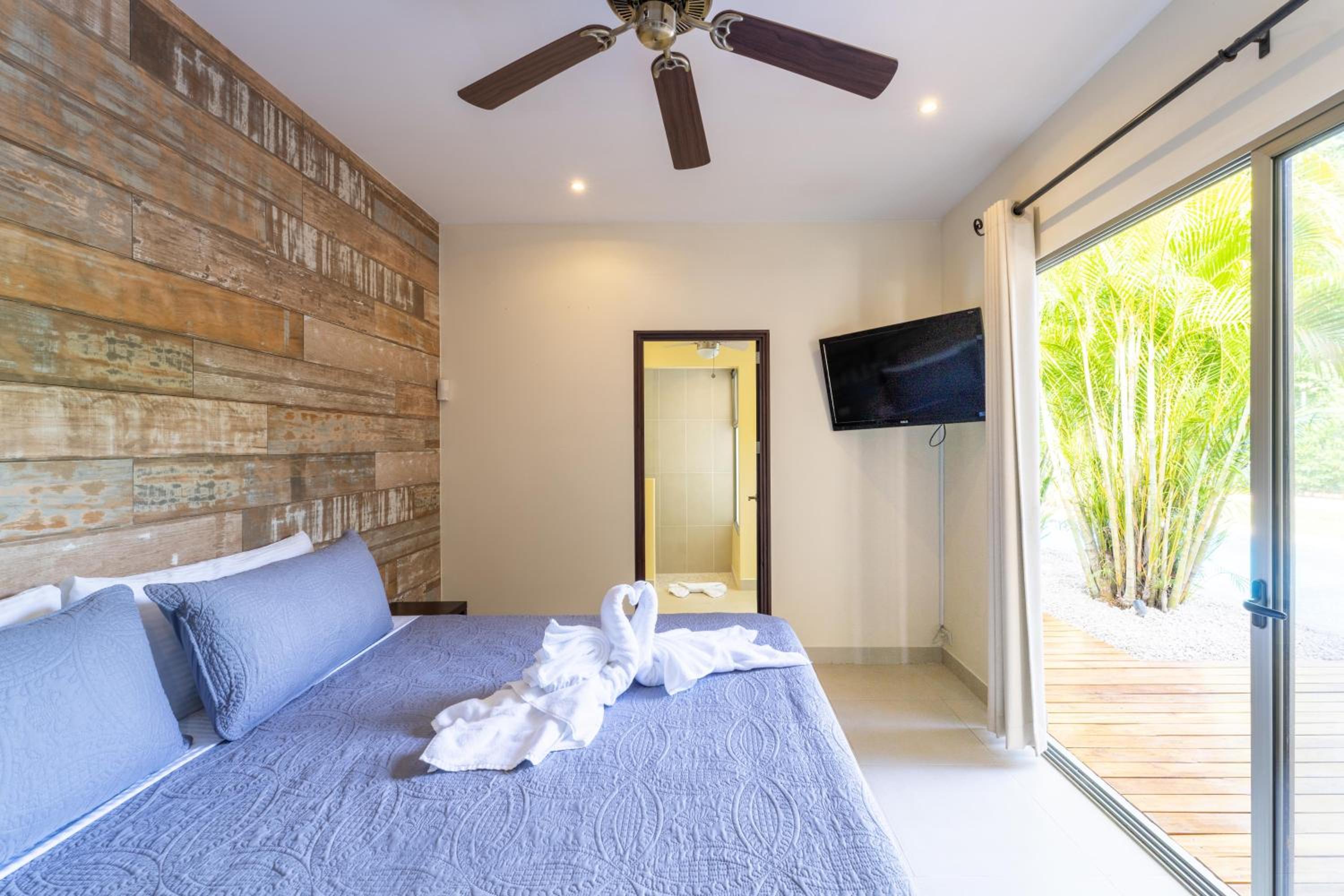 Casa Harmonia- 2 Br House With Pool