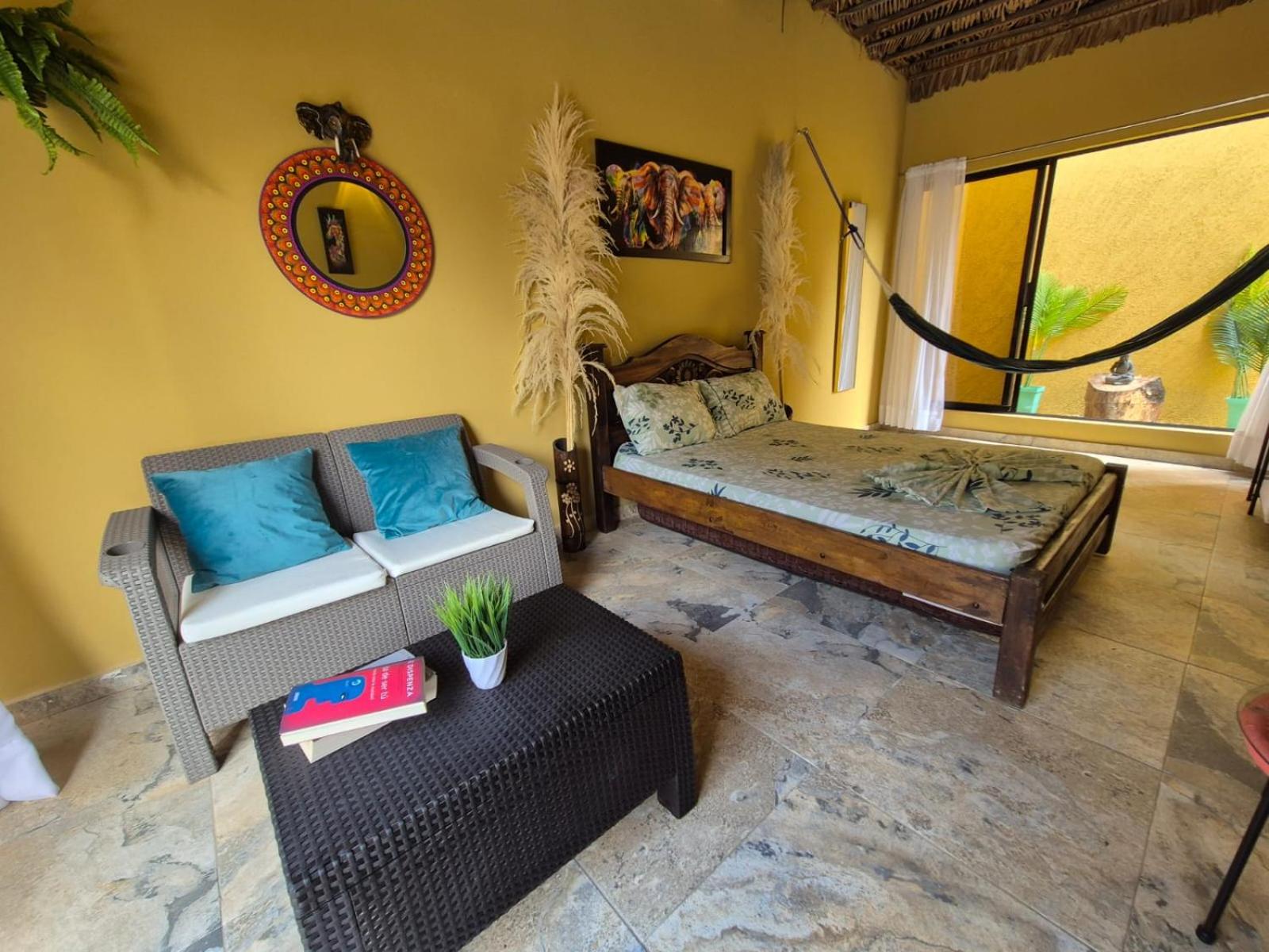 Lujosa villa con piscina y cine privado