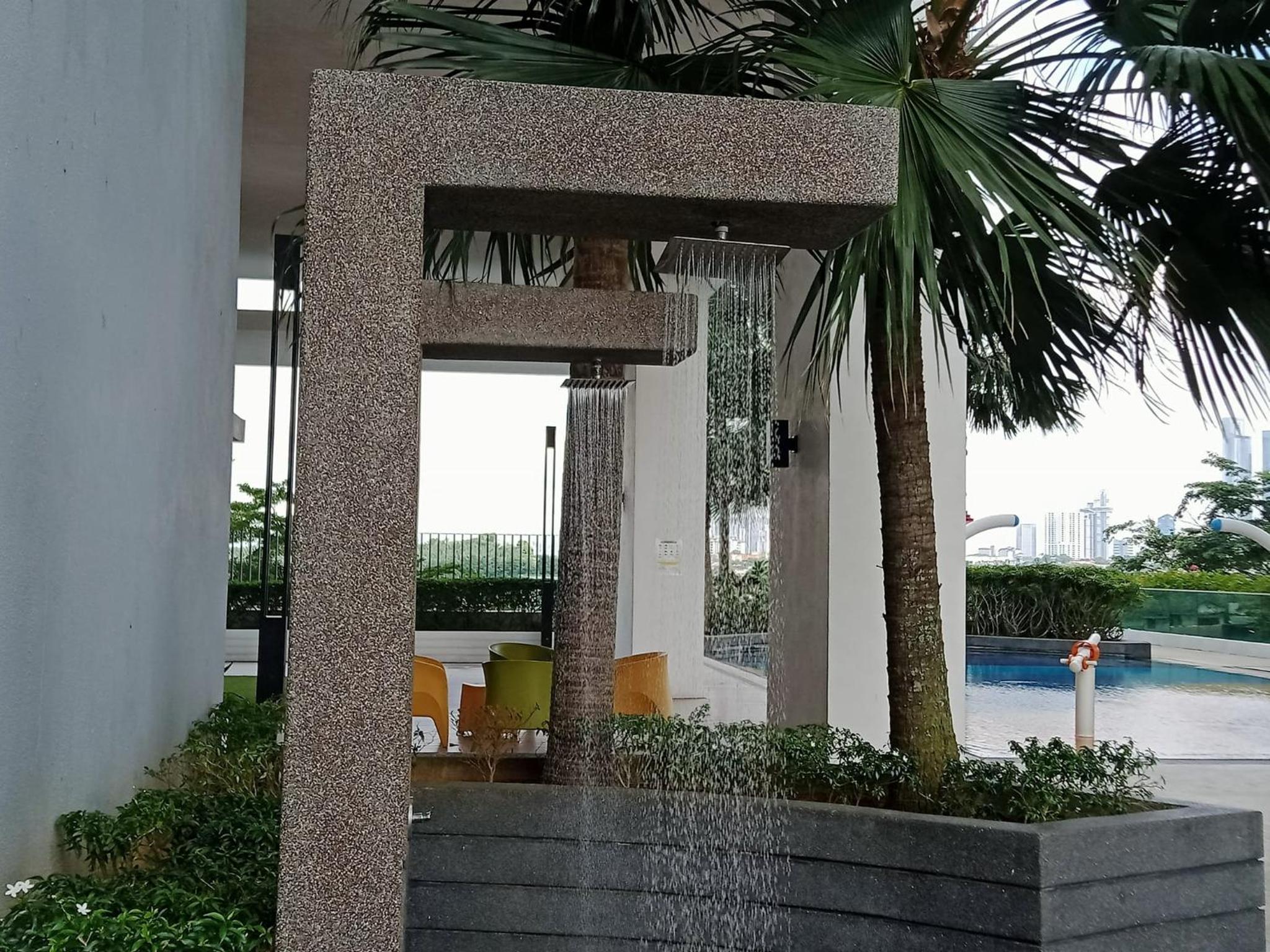 Comfortable 2BR Mosaic Mid Valley Southkey 5-6 Pax