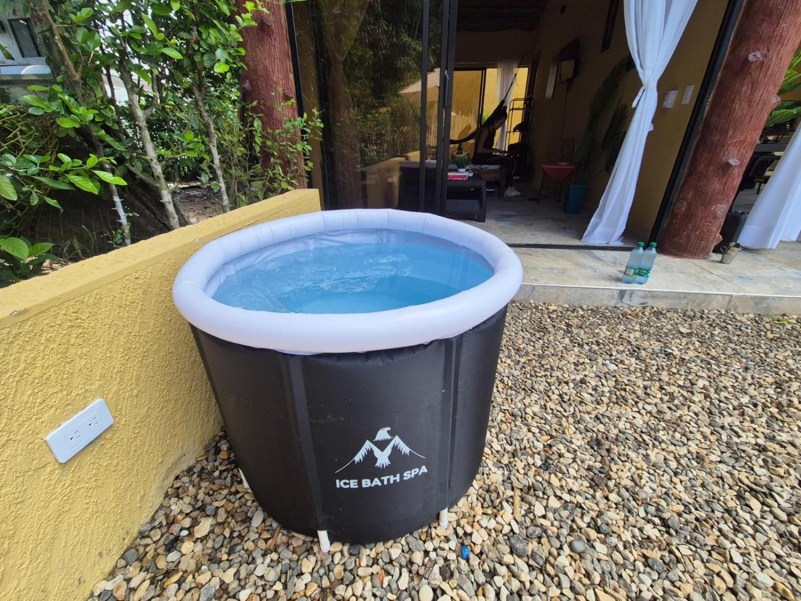Lujosa villa con piscina y cine privado