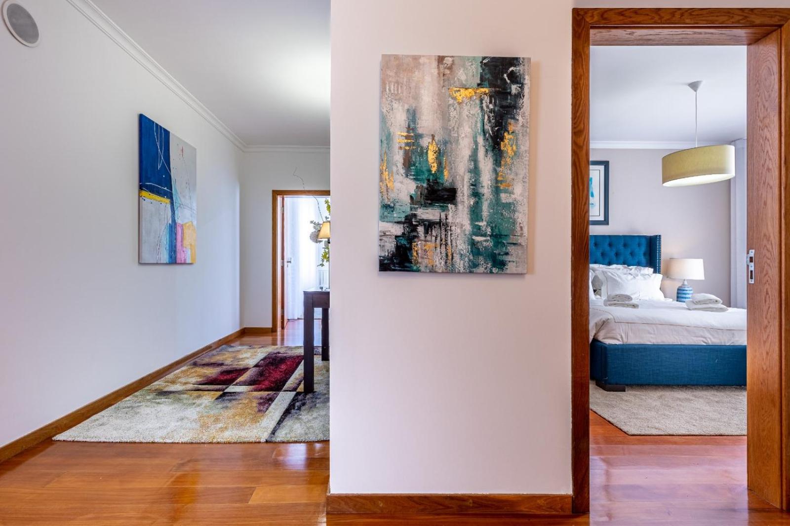 Photo 103