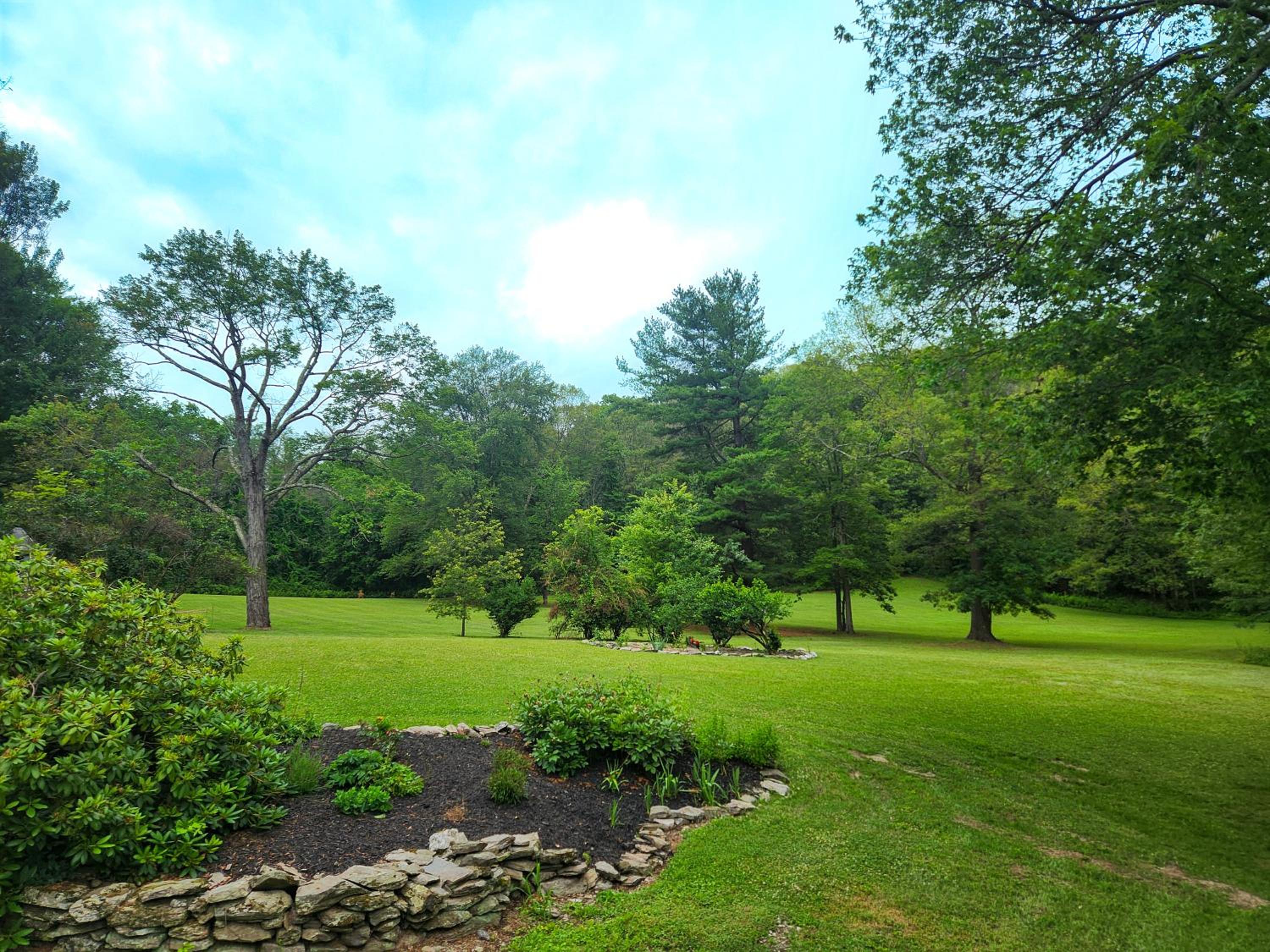 Near Marist/Vassar/Culinary Inst./Historic Sites! view 5