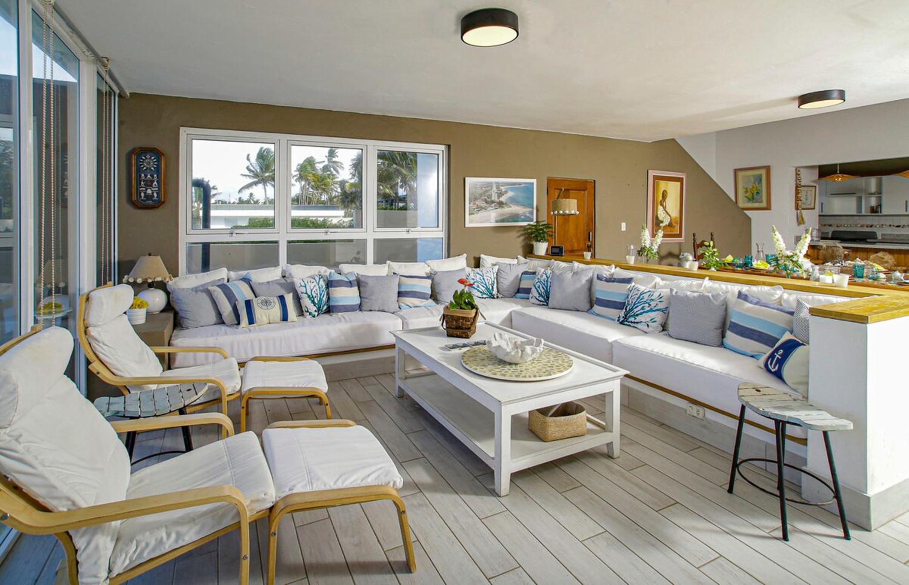 Modern and comfortable beachfront villa in Cabarete