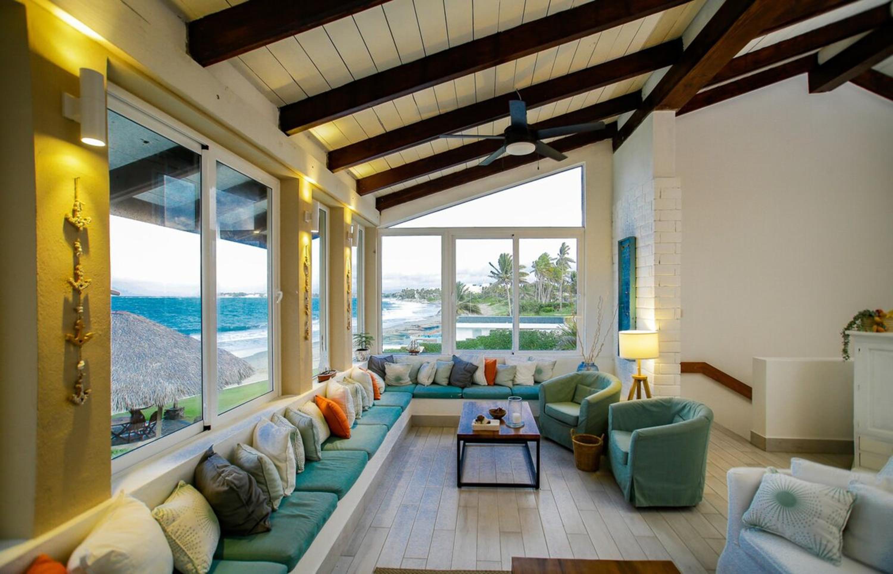 Modern and comfortable beachfront villa in Cabarete
