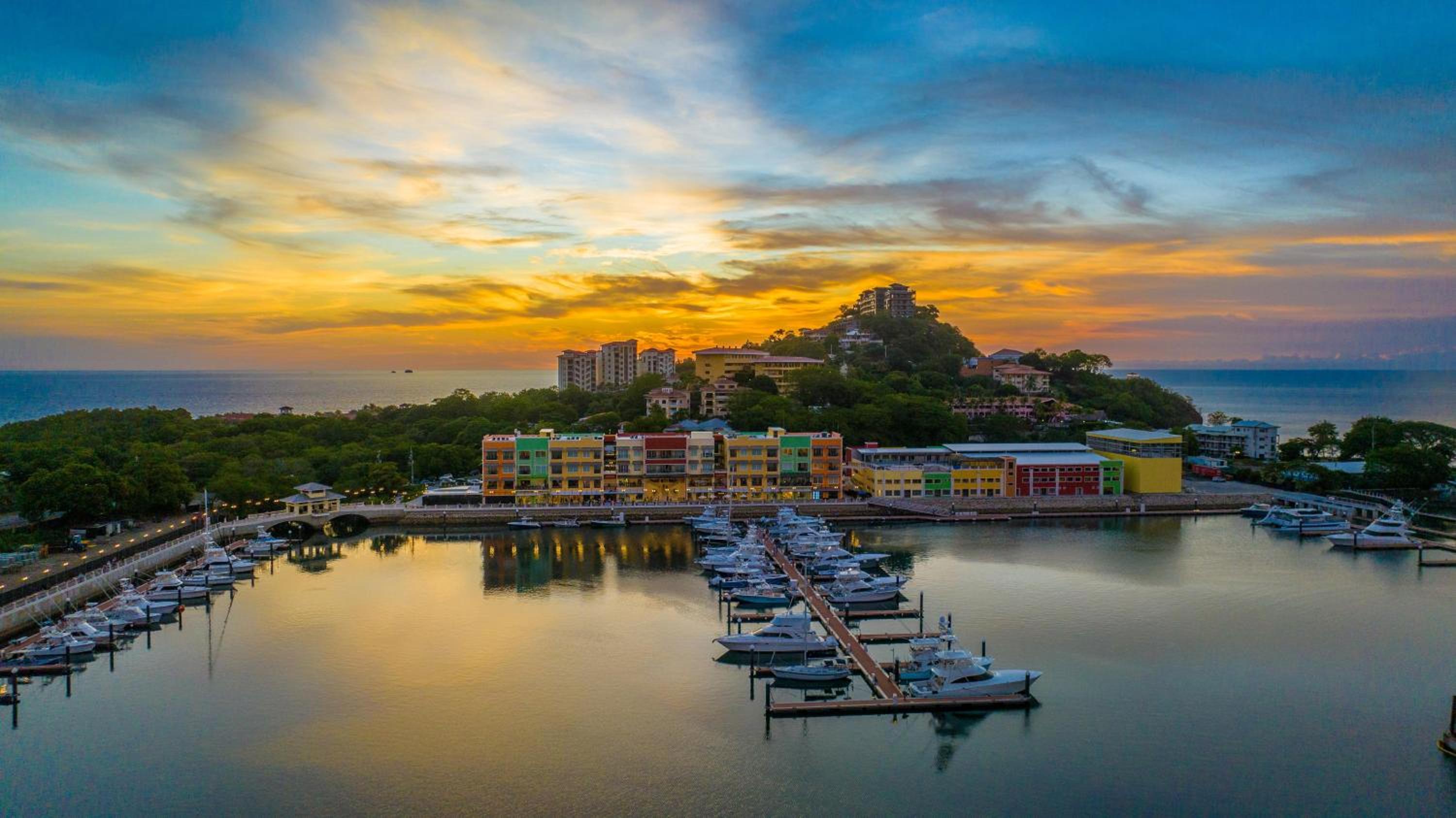 Flamingo Marina- Luxury Cozy Sea View Studio