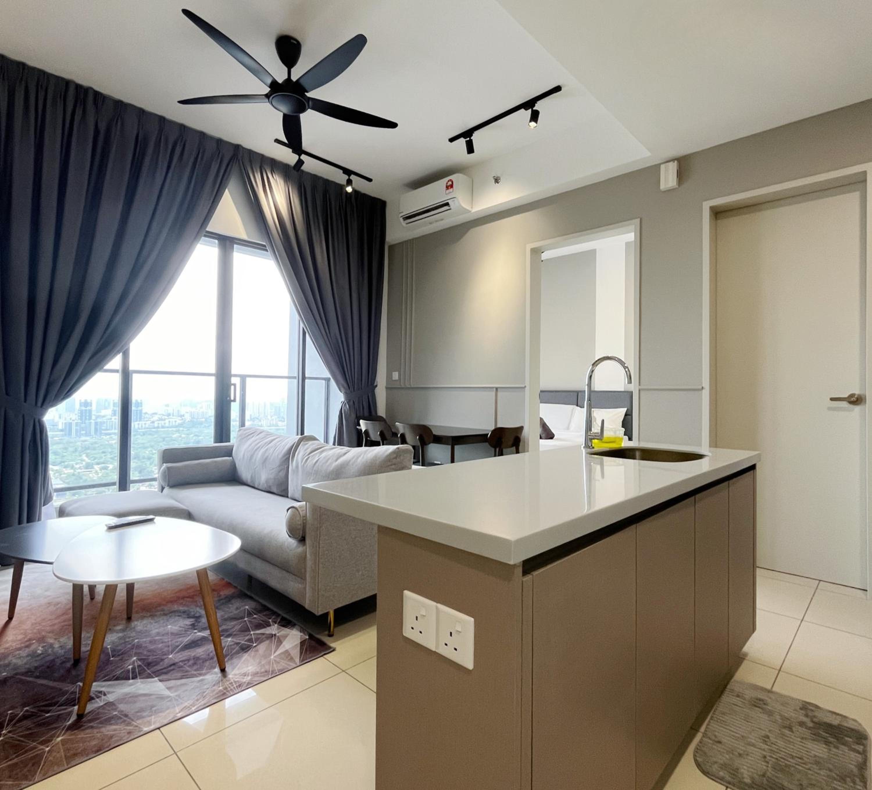 NJ Homestay AT TRION, KL