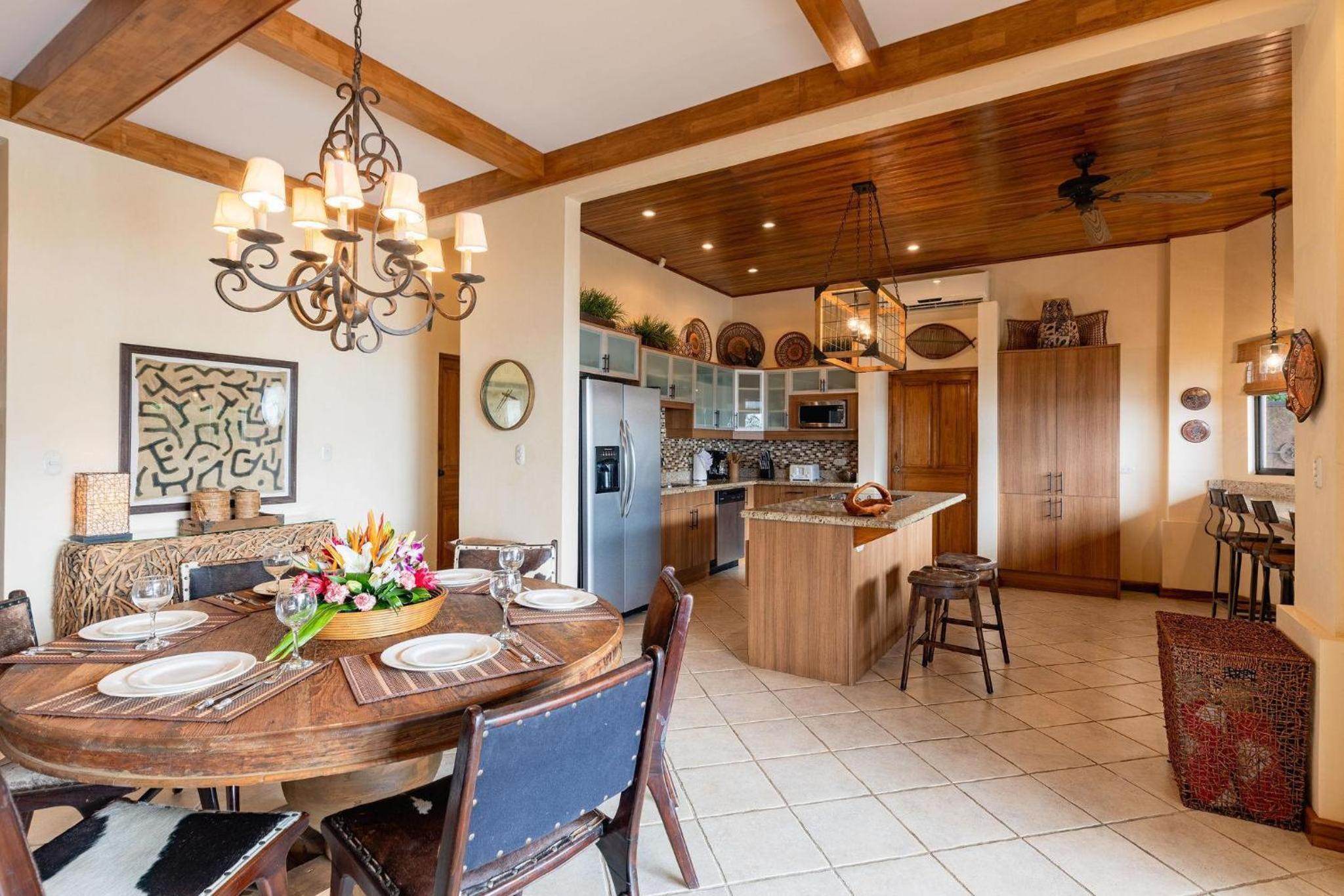 Casa Rosa- Luxury Ocean View 3 Bedroom Home