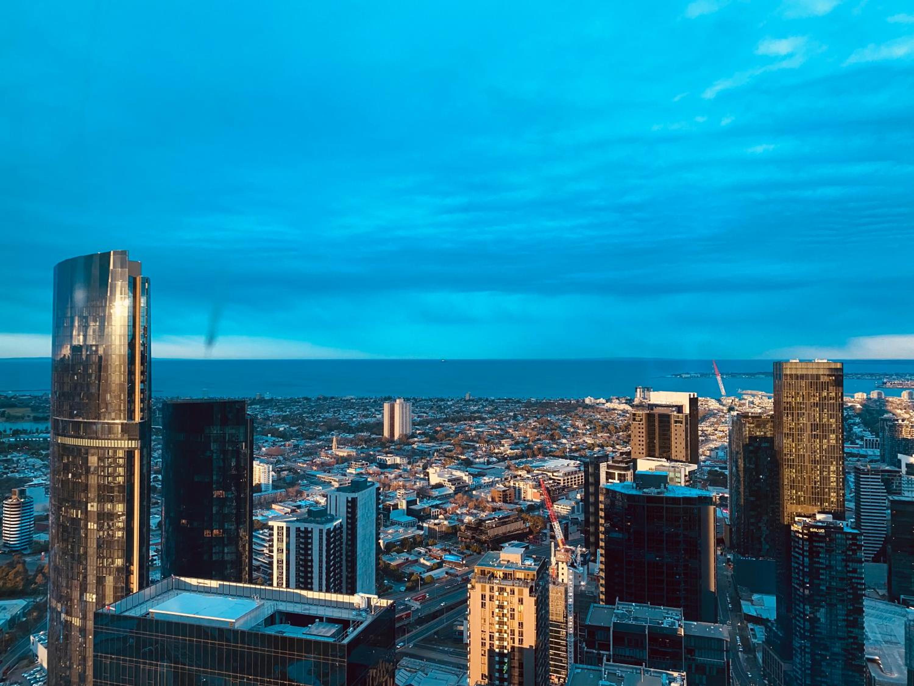 Sky Home - Ocean view 2 BR with Sunrise and Sunset views