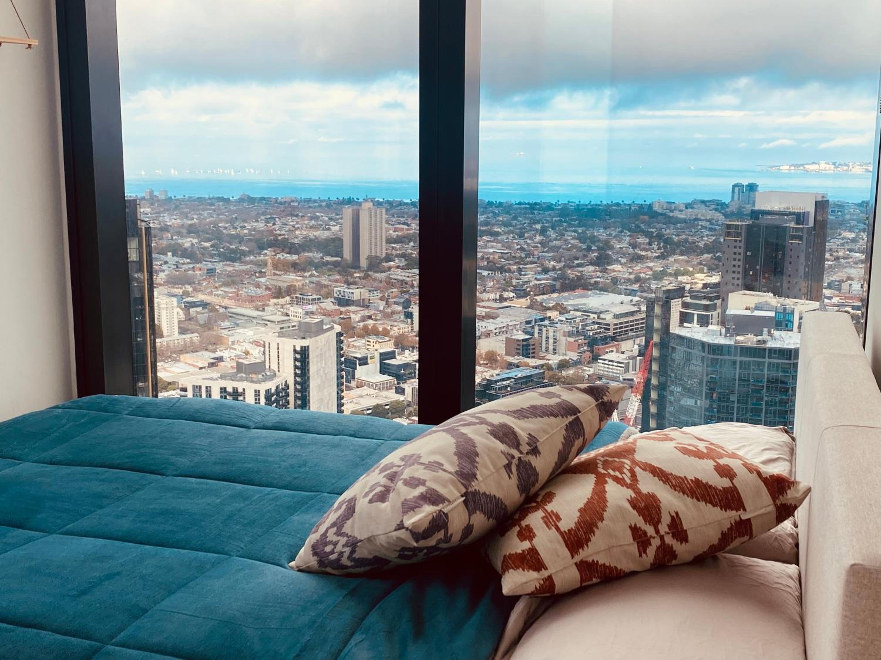 Sky Home - Ocean view 2 BR with Sunrise and Sunset views
