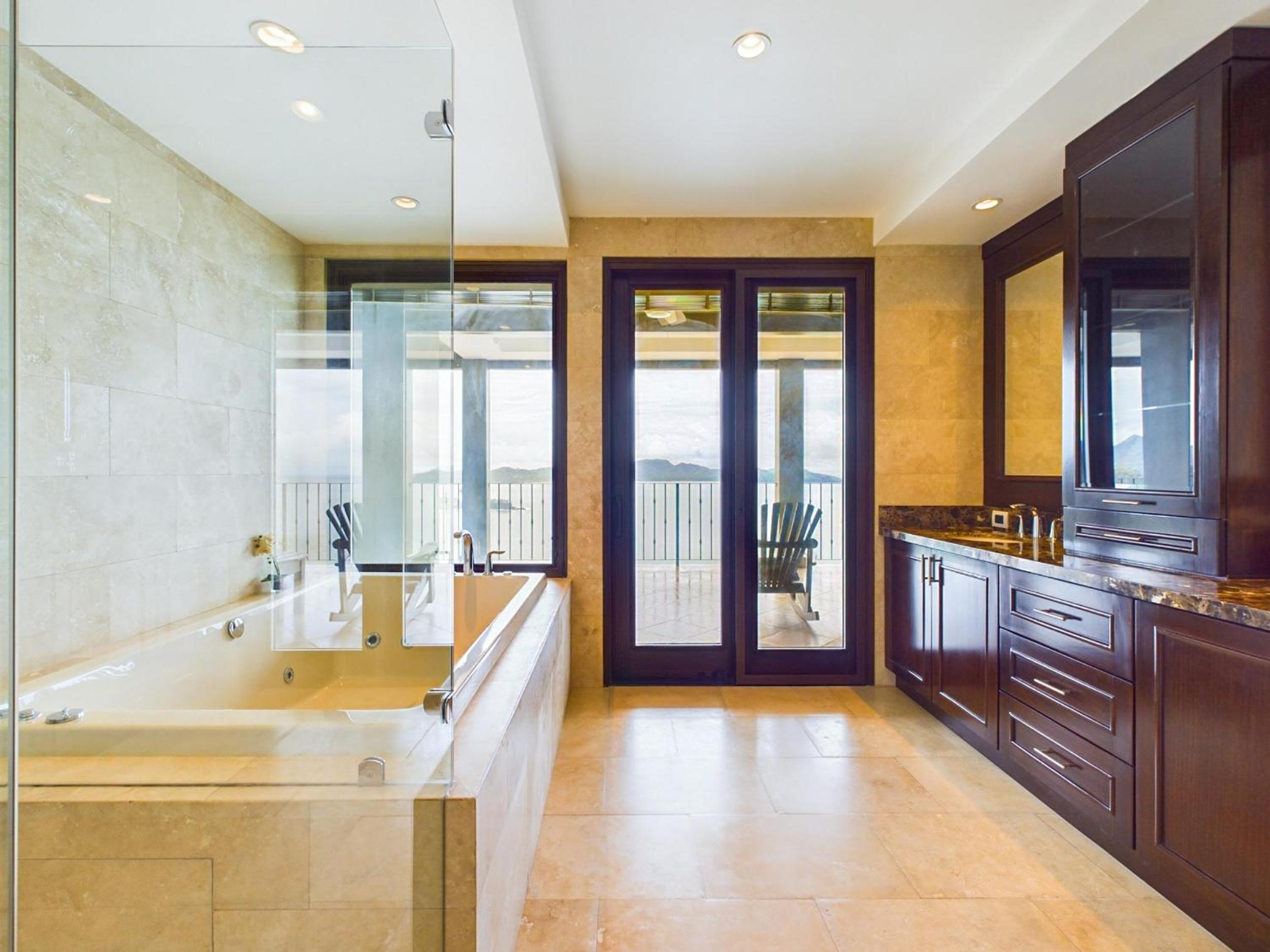 360 Splendor 310 Ocean View 3Br Breakfast