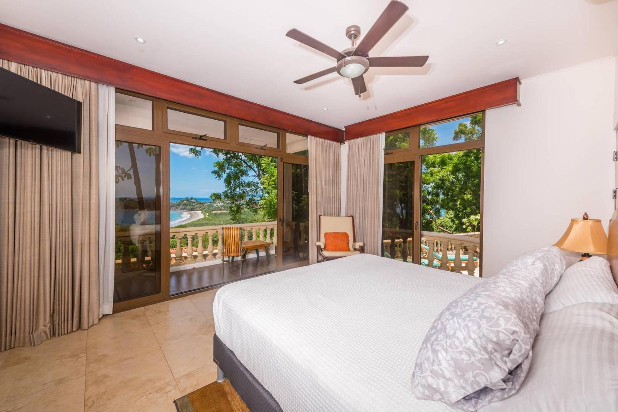 Casa Del Mar - 4 Br House In Flamingo