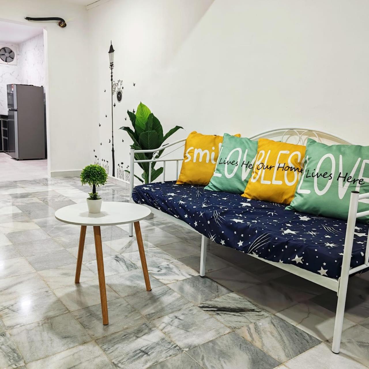 Kuantan Town Staycation 2R2B Nrby HTAA, Menara 188#Netflix view 2