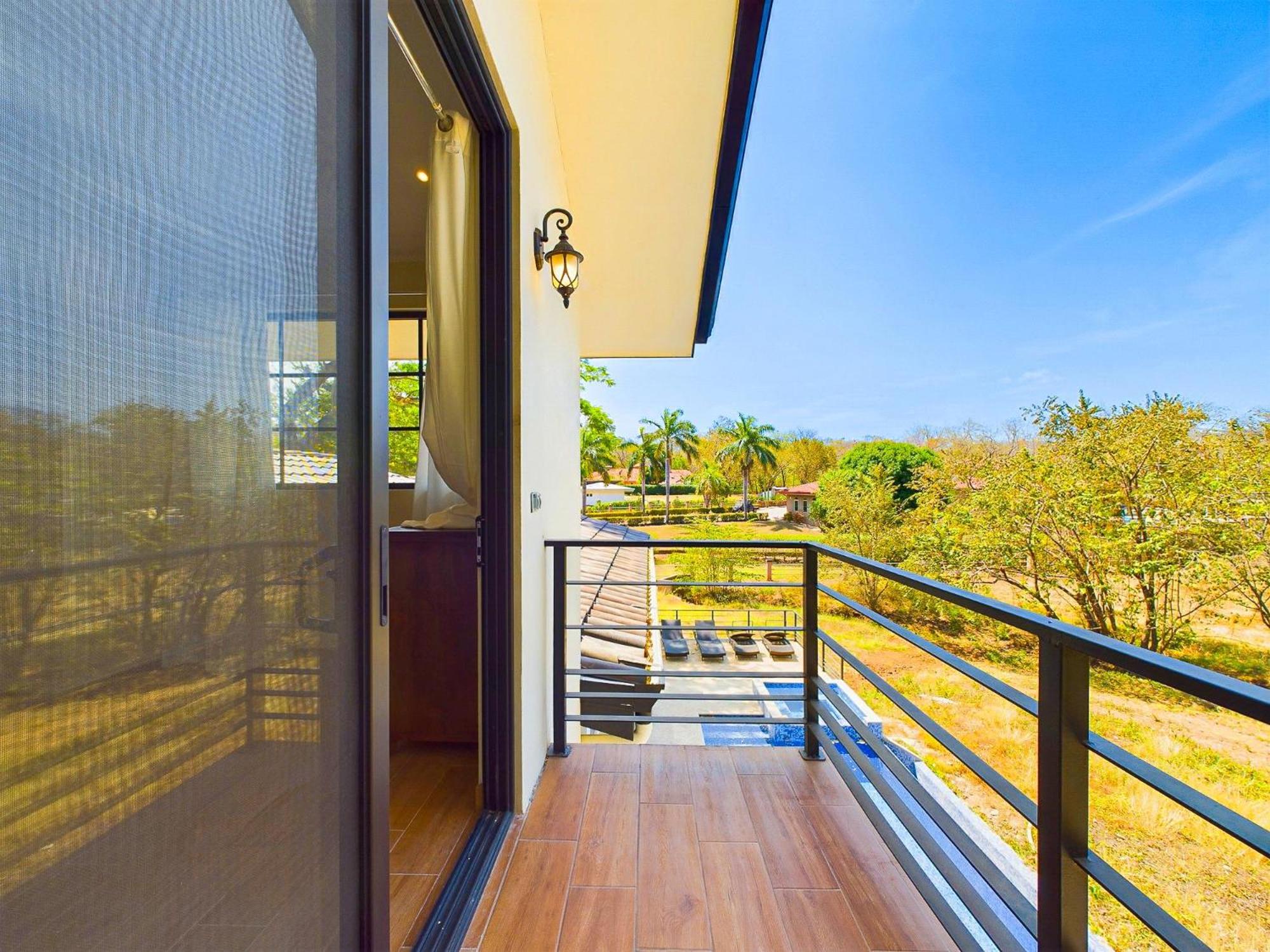 Casa Mariposa - villa with infinity pool, near beach