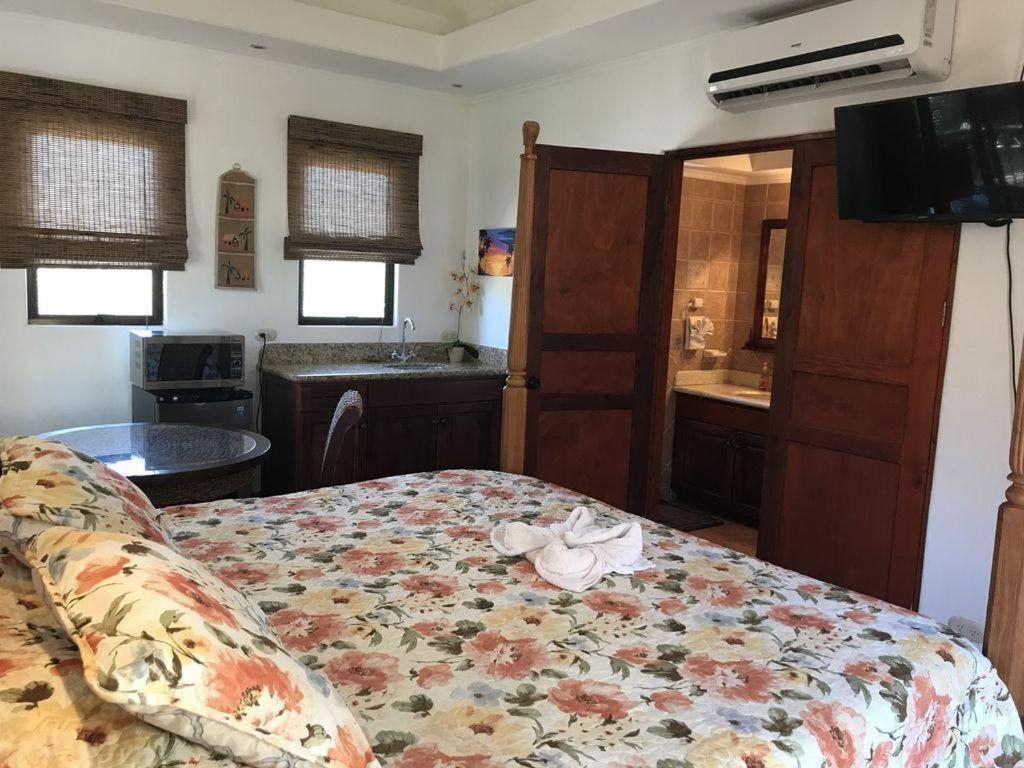 Photo 18
