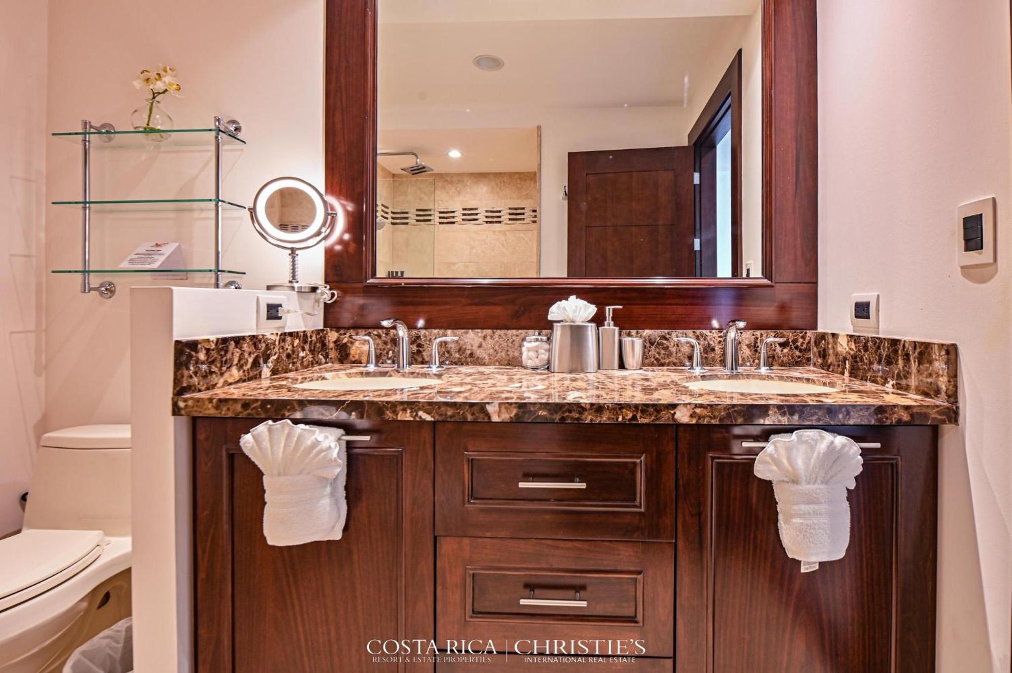 360 Splendor 306-Ocean View Condo-Breakfast