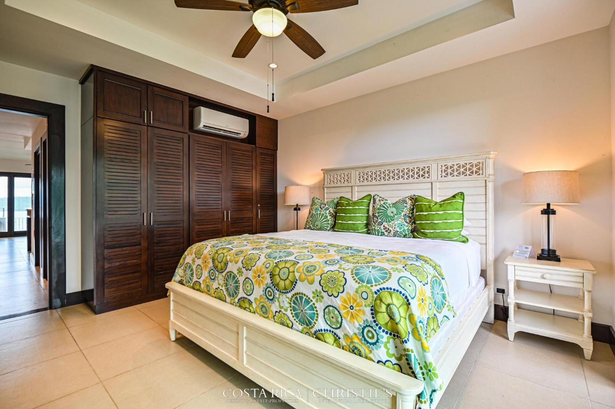360 Splendor 306-Ocean View Condo-Breakfast