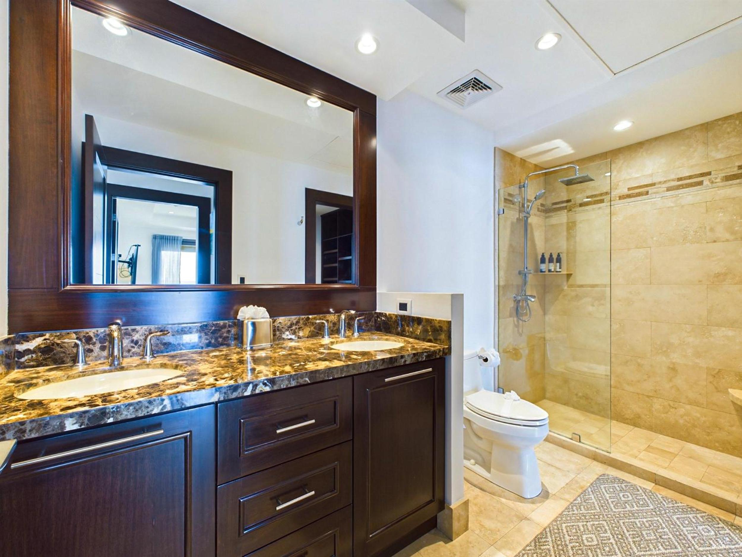 360 Splendor 307A-Ocean View 2 Br Condo-Breakfast