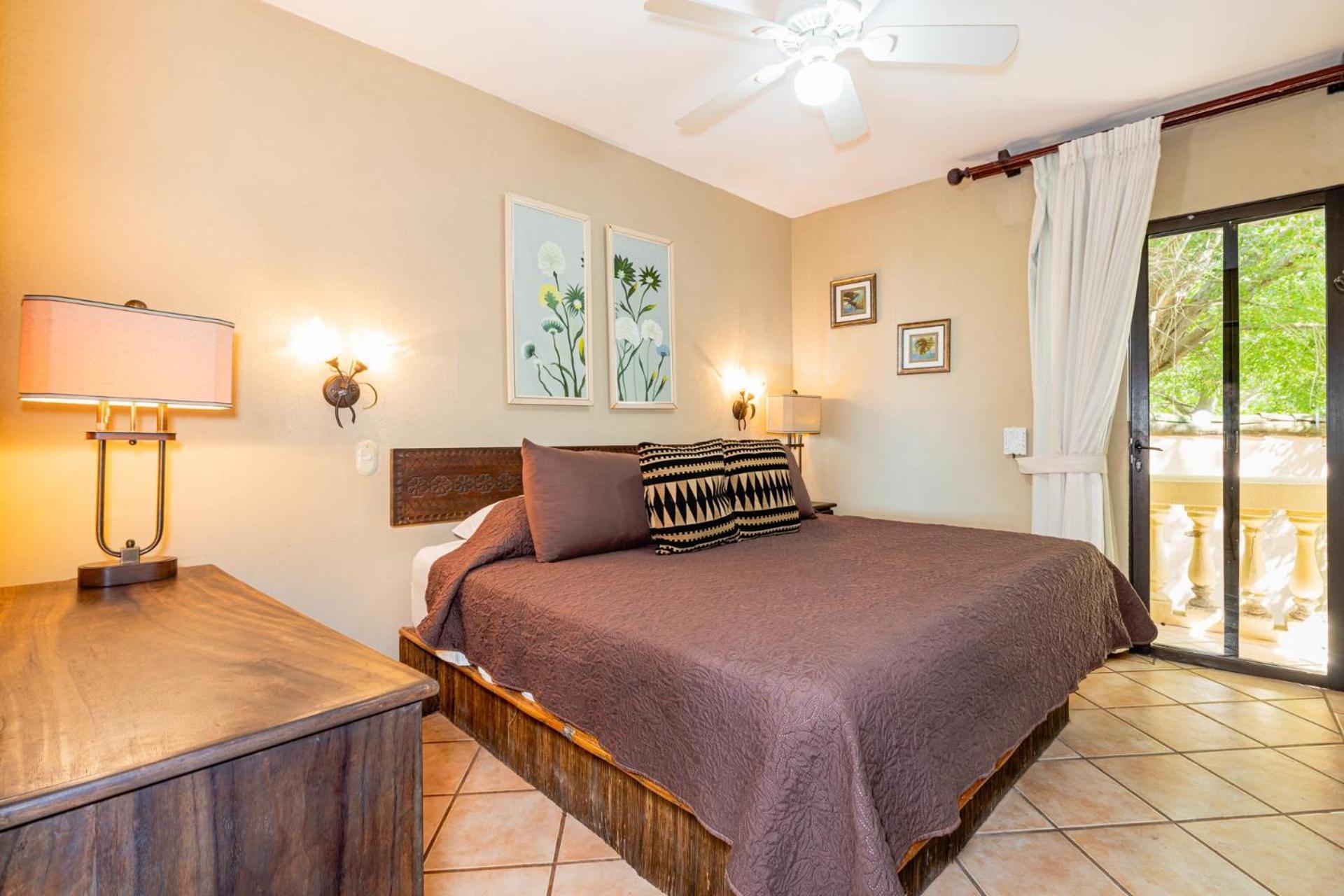 El Diria 301- Ocean View 3 Bedroom Condo