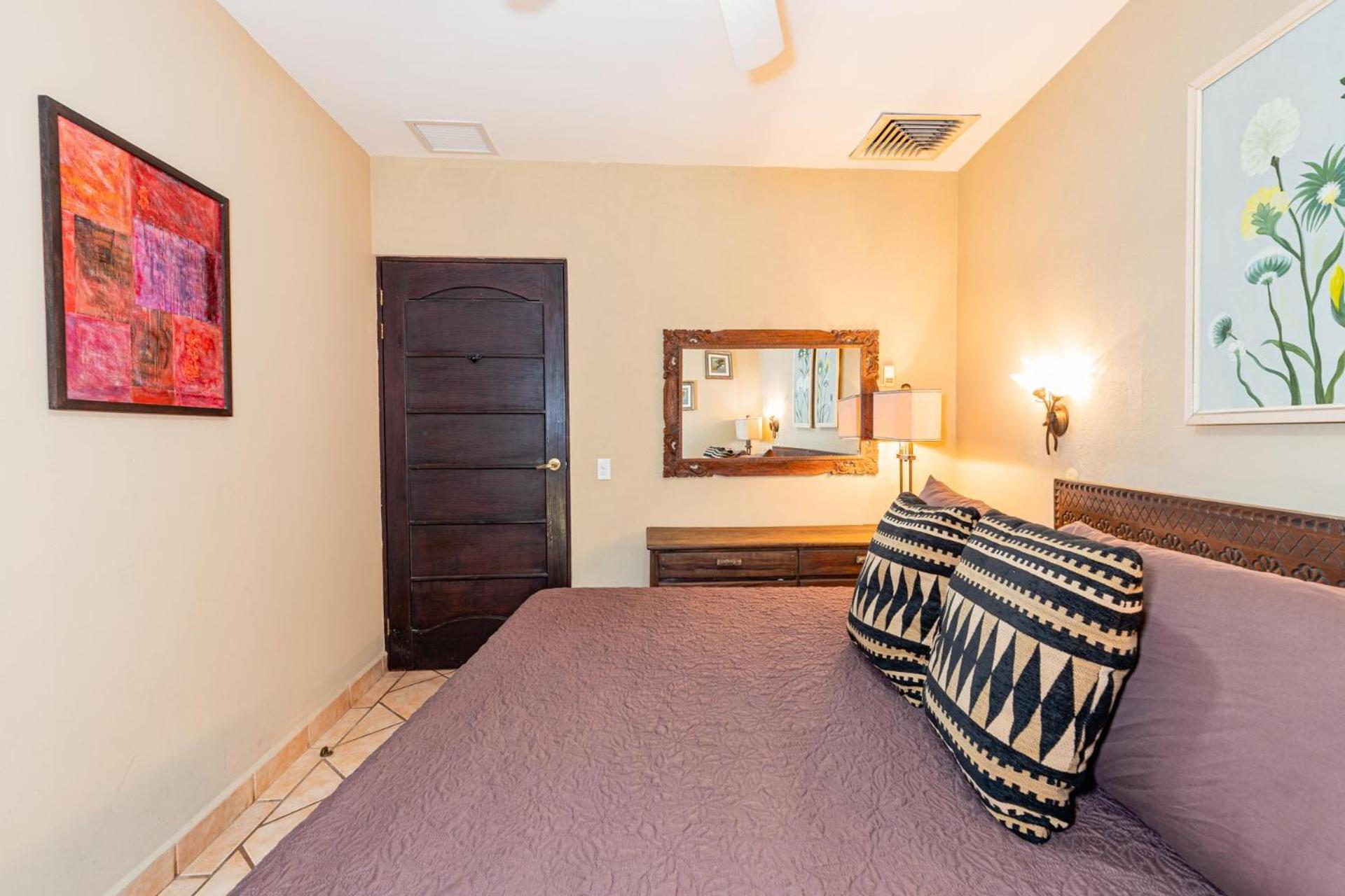 El Diria 301- Ocean View 3 Bedroom Condo