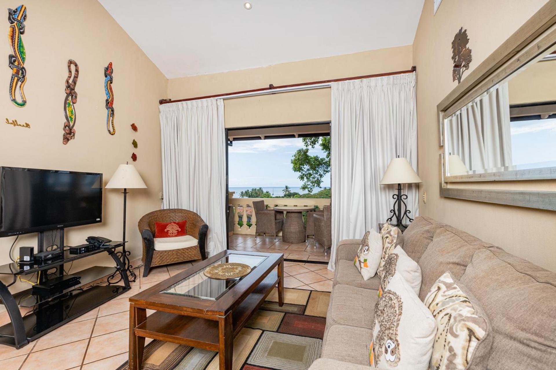 El Diria 301- Ocean View 3 Bedroom Condo