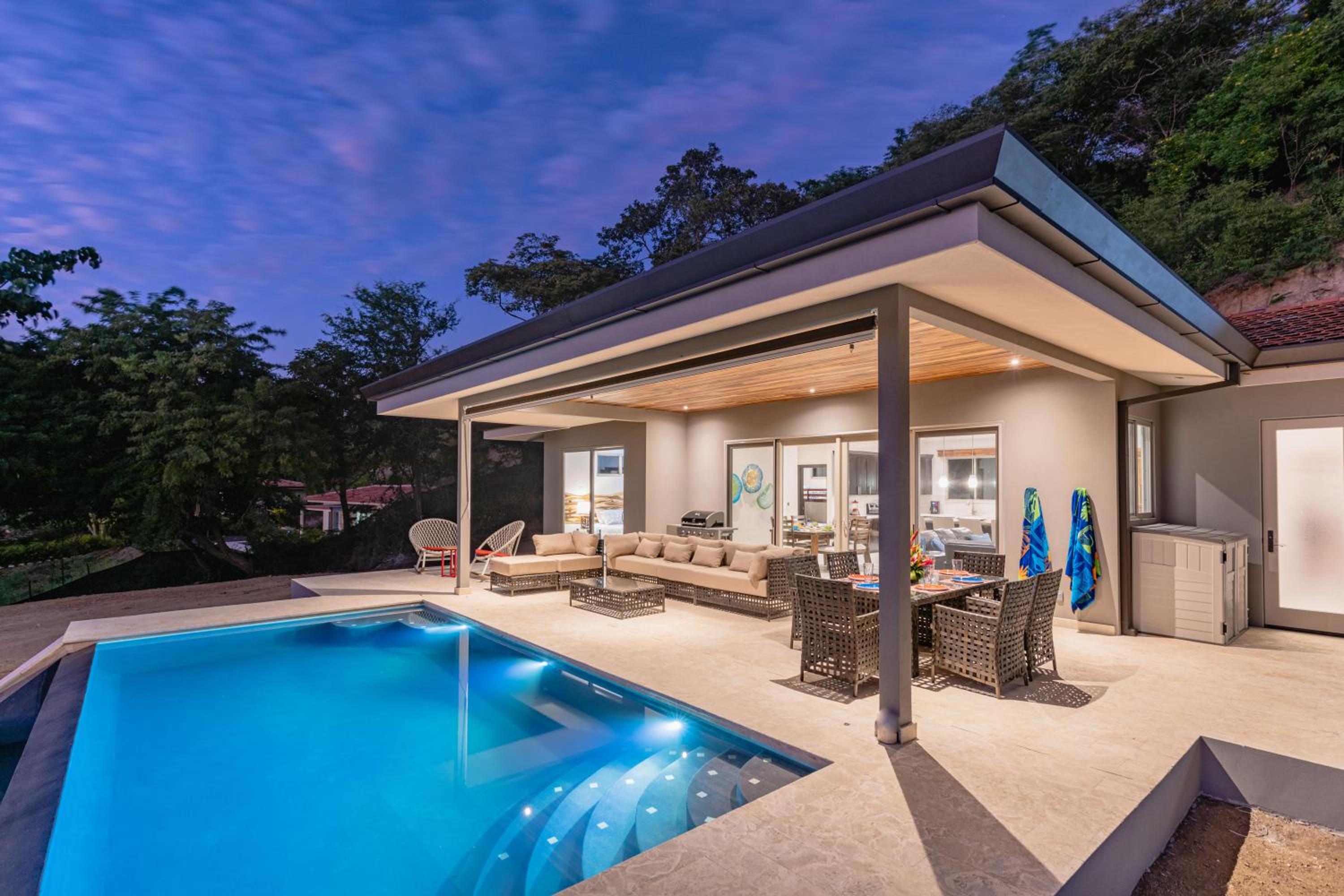 Casa De Los Sueños, Brand New Ocean View Home On 125 Acres!