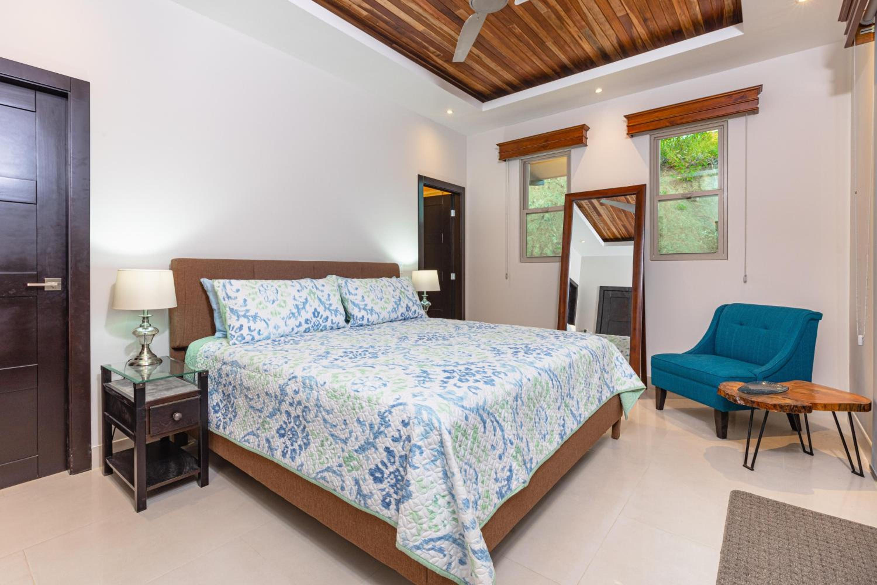 Casa De Los Sueños, Brand New Ocean View Home On 125 Acres!