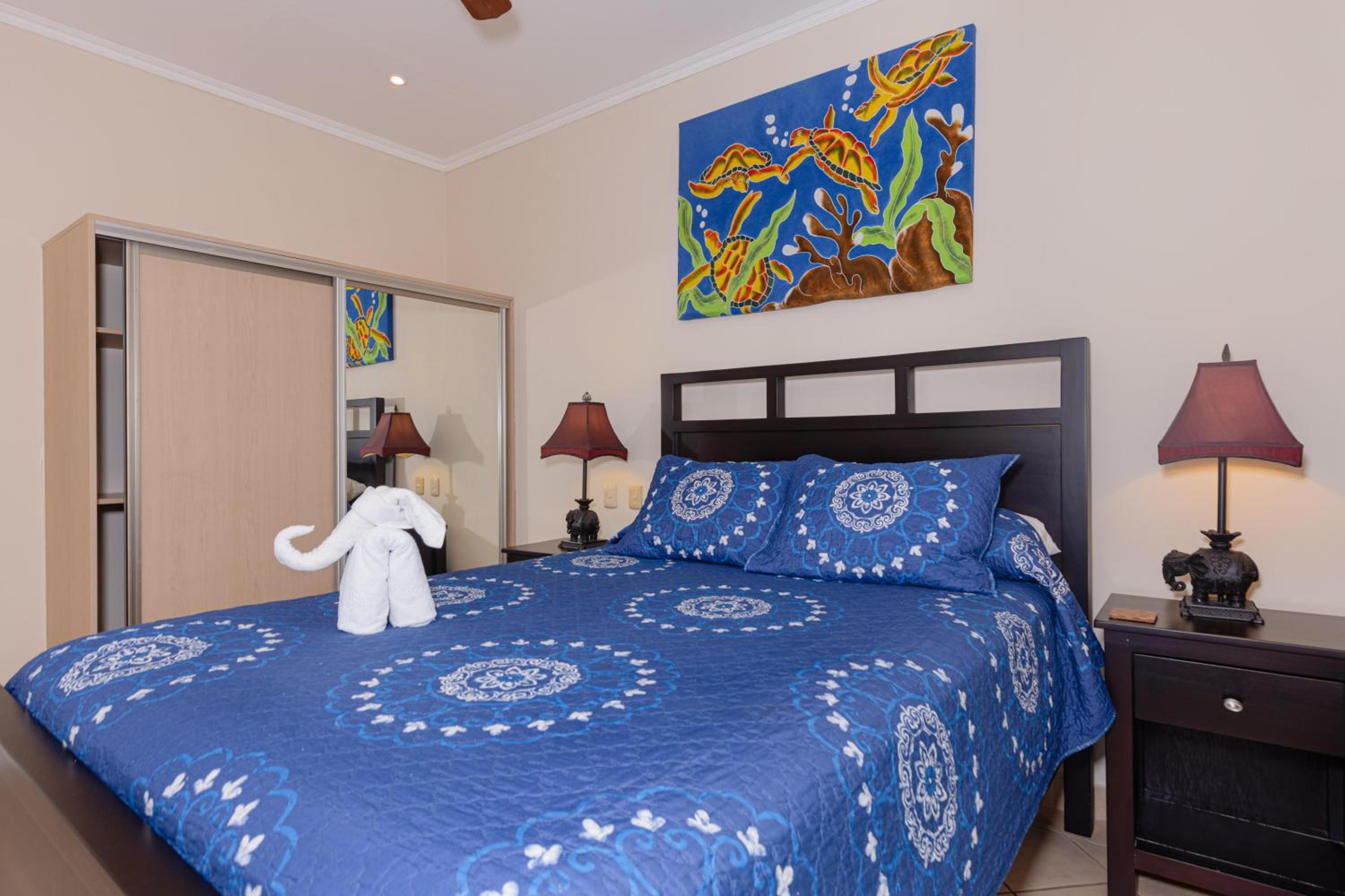 Sunrise 48- 3 Bedroom Ocean View Penthouse Condo