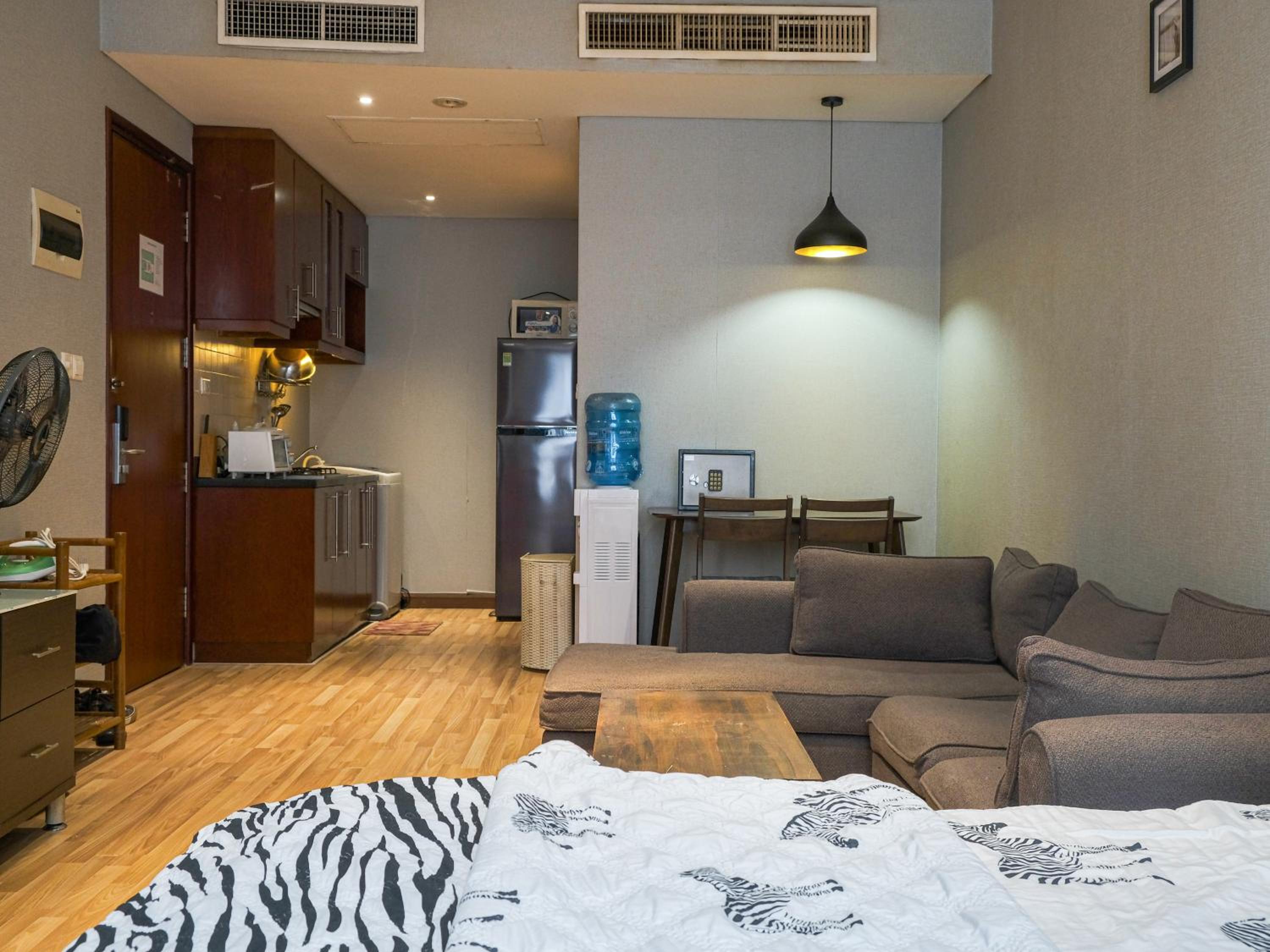 Lancaster Saigon Service Apartment