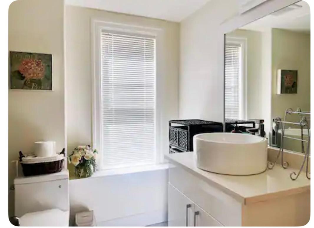 Lakeview Guest Suite Hottub-Netflix-BBQ
