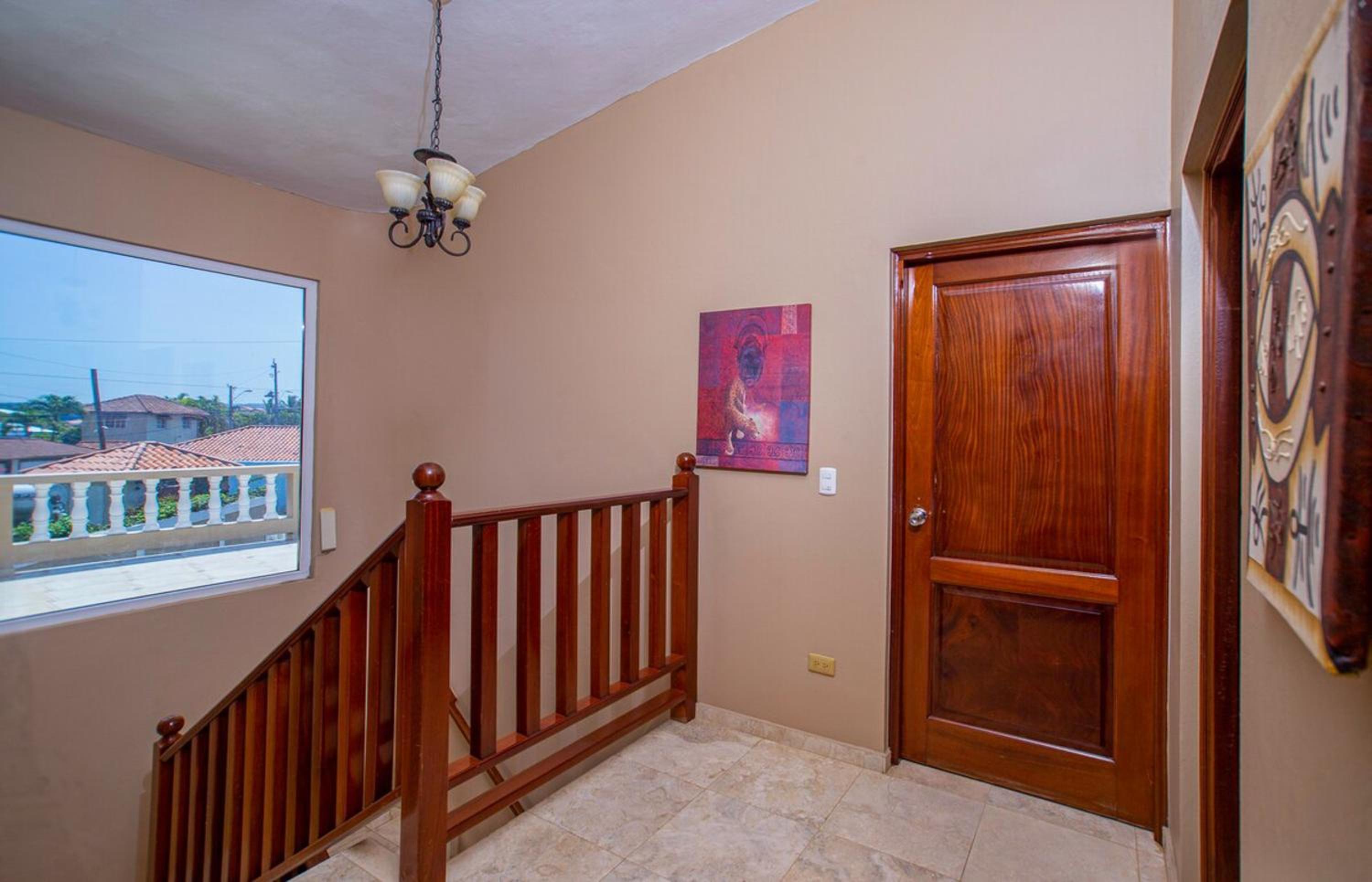 Comfortable villa for 9 people in Sosúa view 2