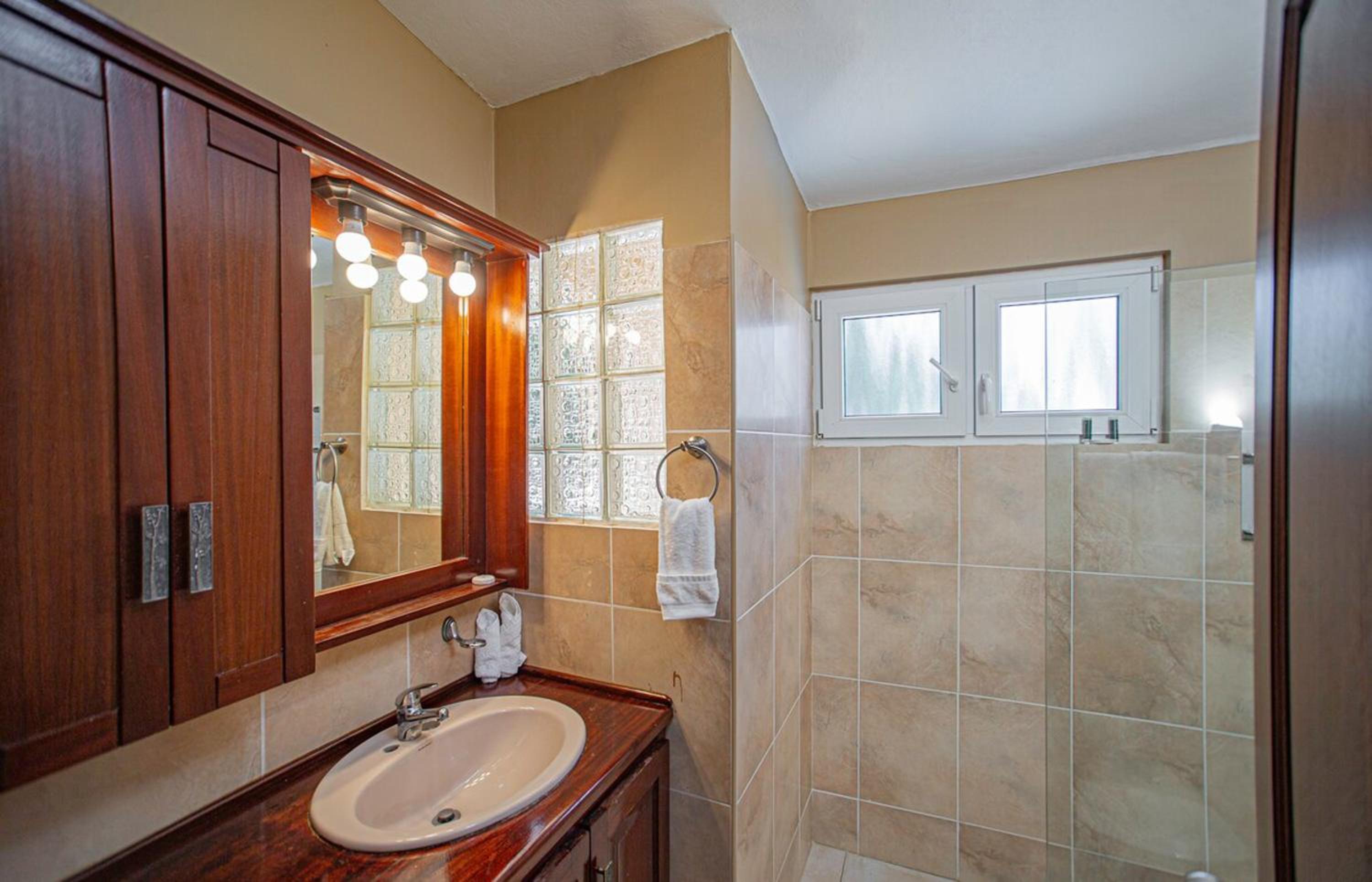Comfortable villa for 9 people in Sosúa view 3