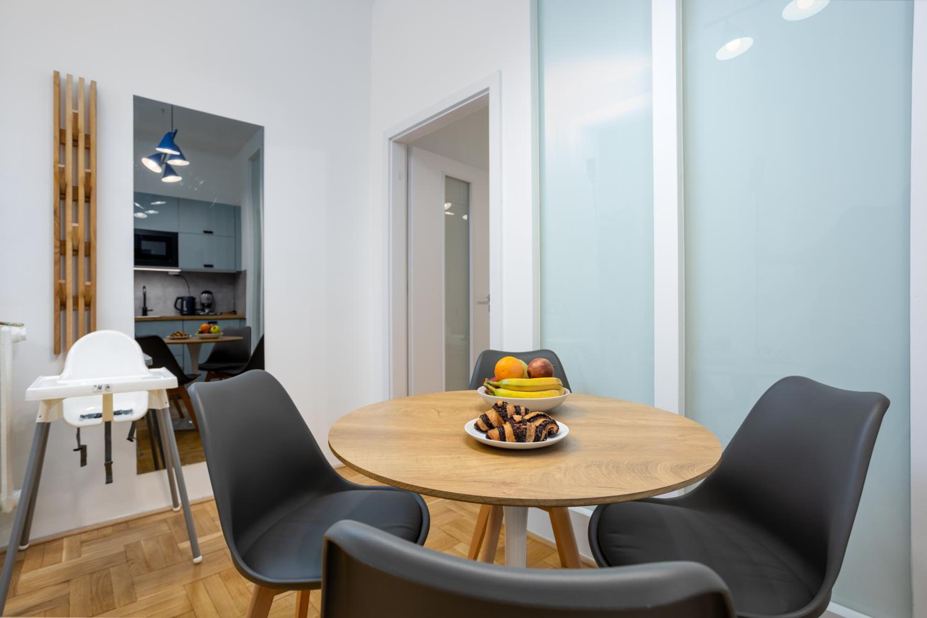 WhiteAngel Apartments