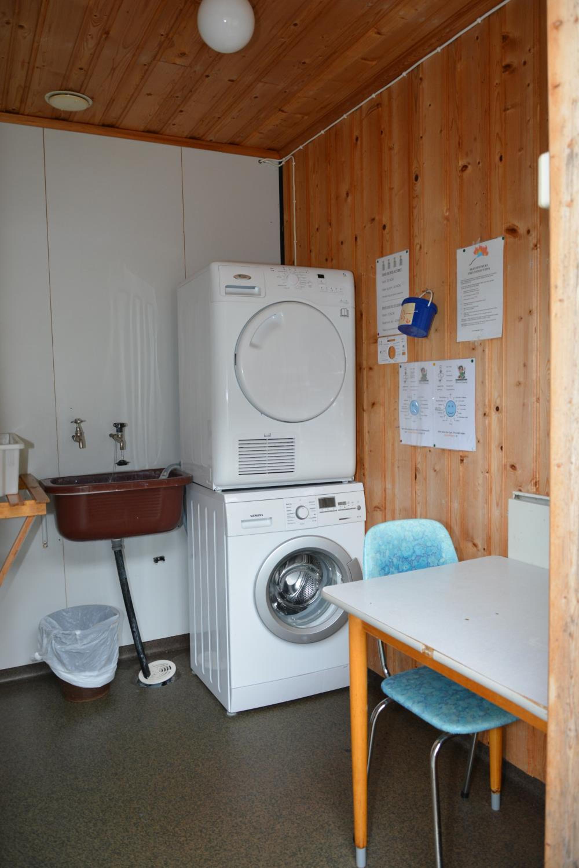 Langenuen Motel & Camping