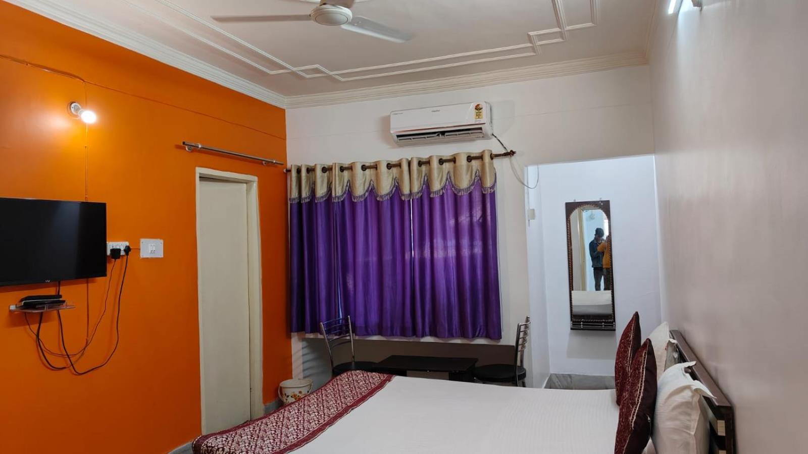 Aditya Inn