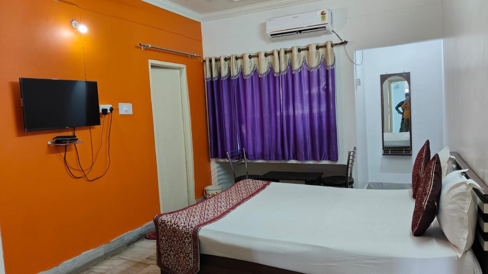 Aditya Inn