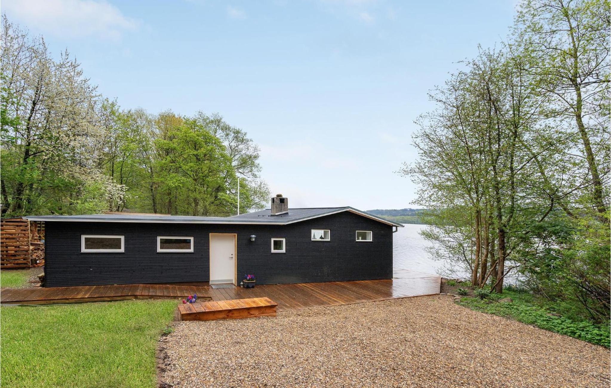 Lovely Home In Silkeborg With Wifi