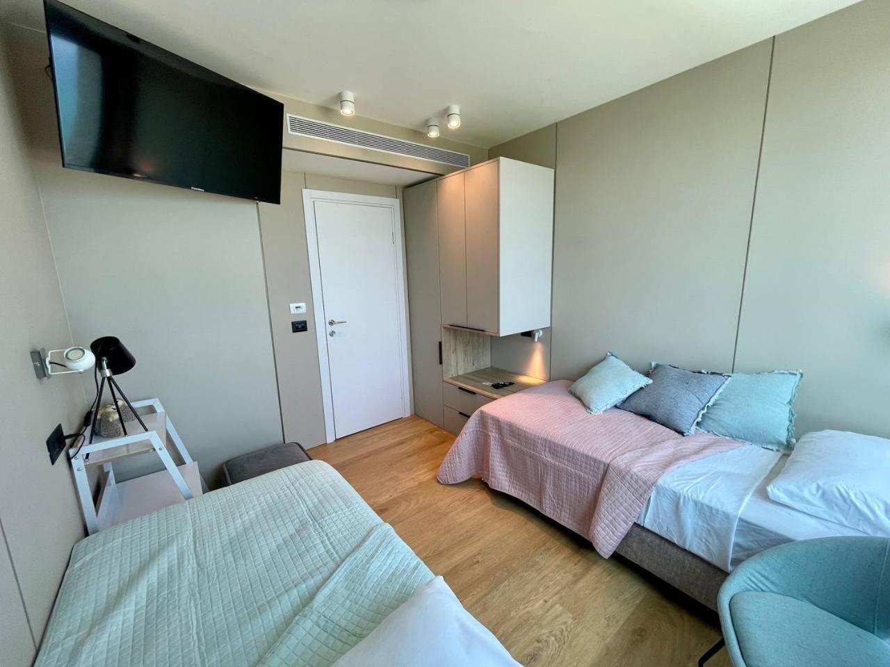 Carmel Holiday Apartments