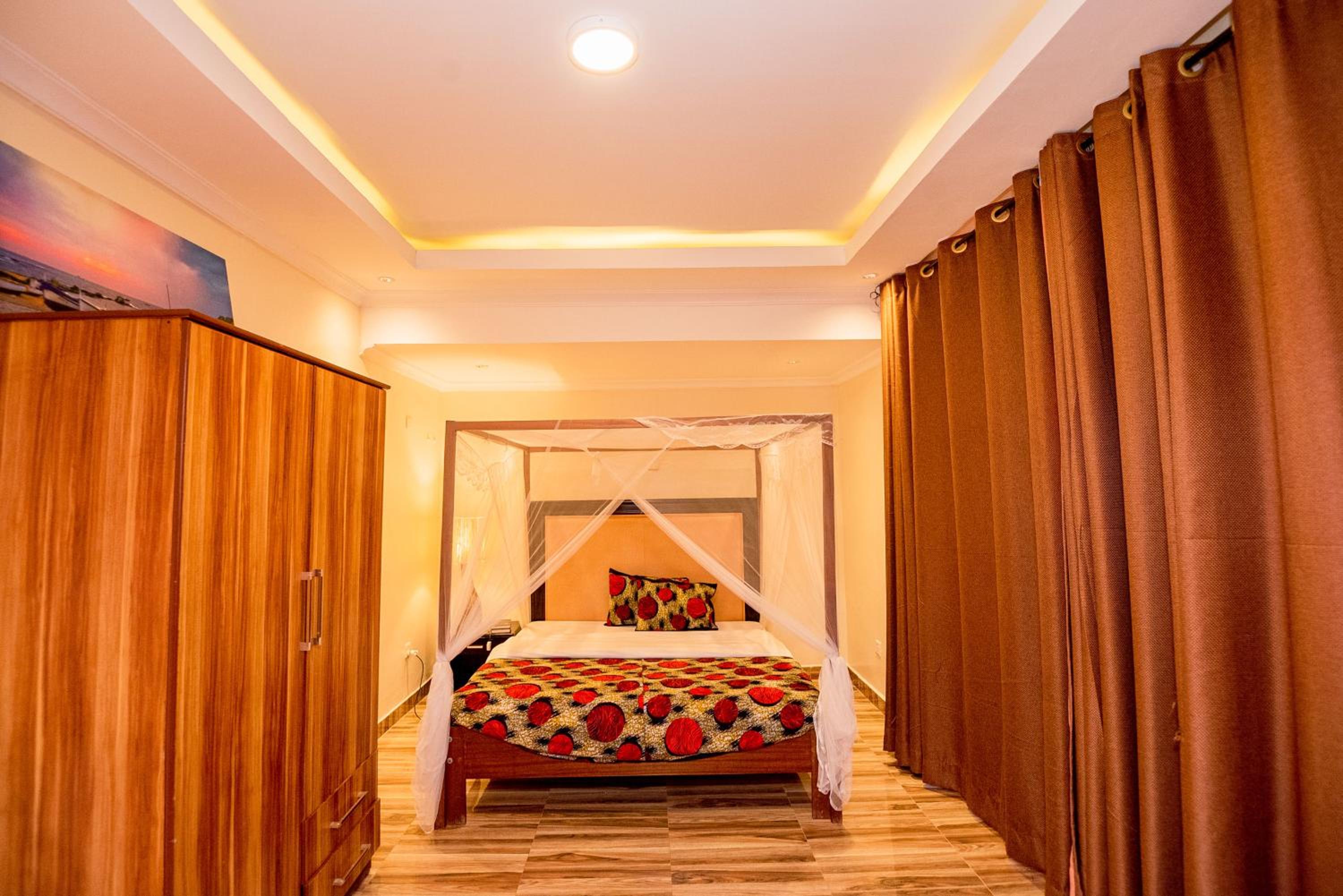 High Ground Villa Ltd