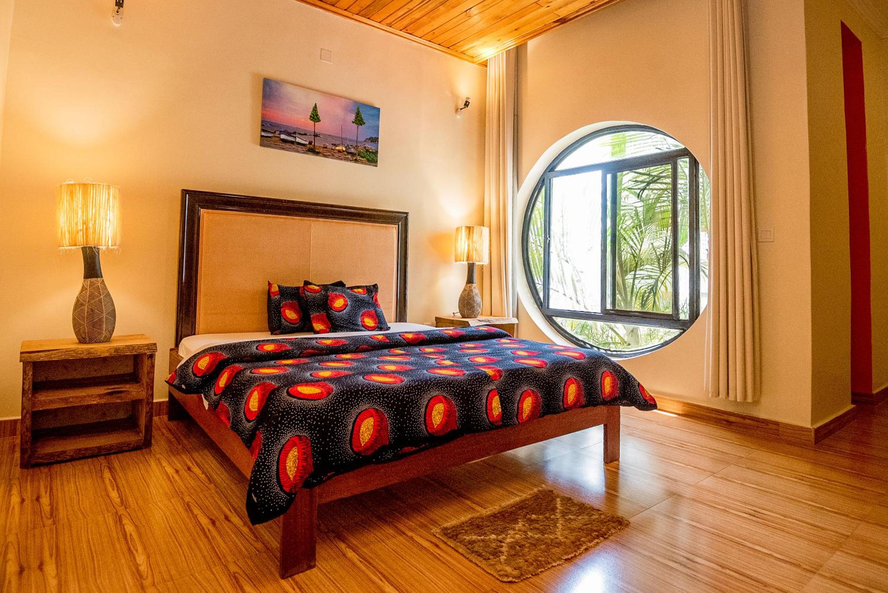 High Ground Villa Ltd