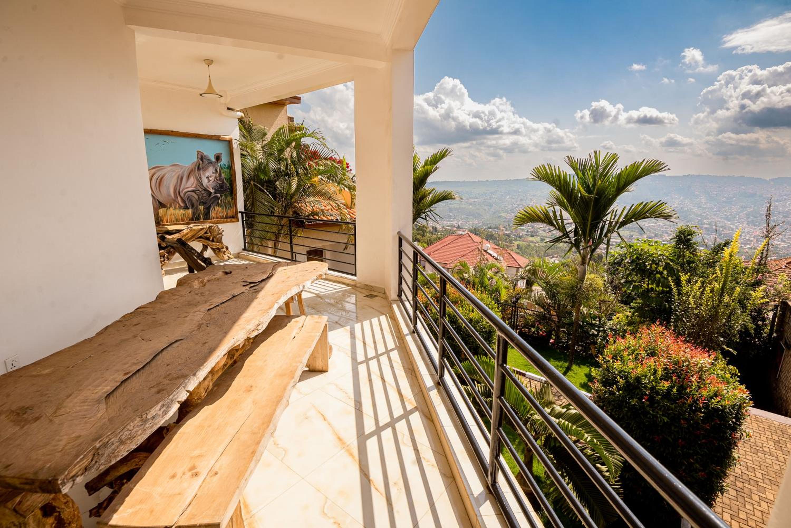 High Ground Villa Ltd