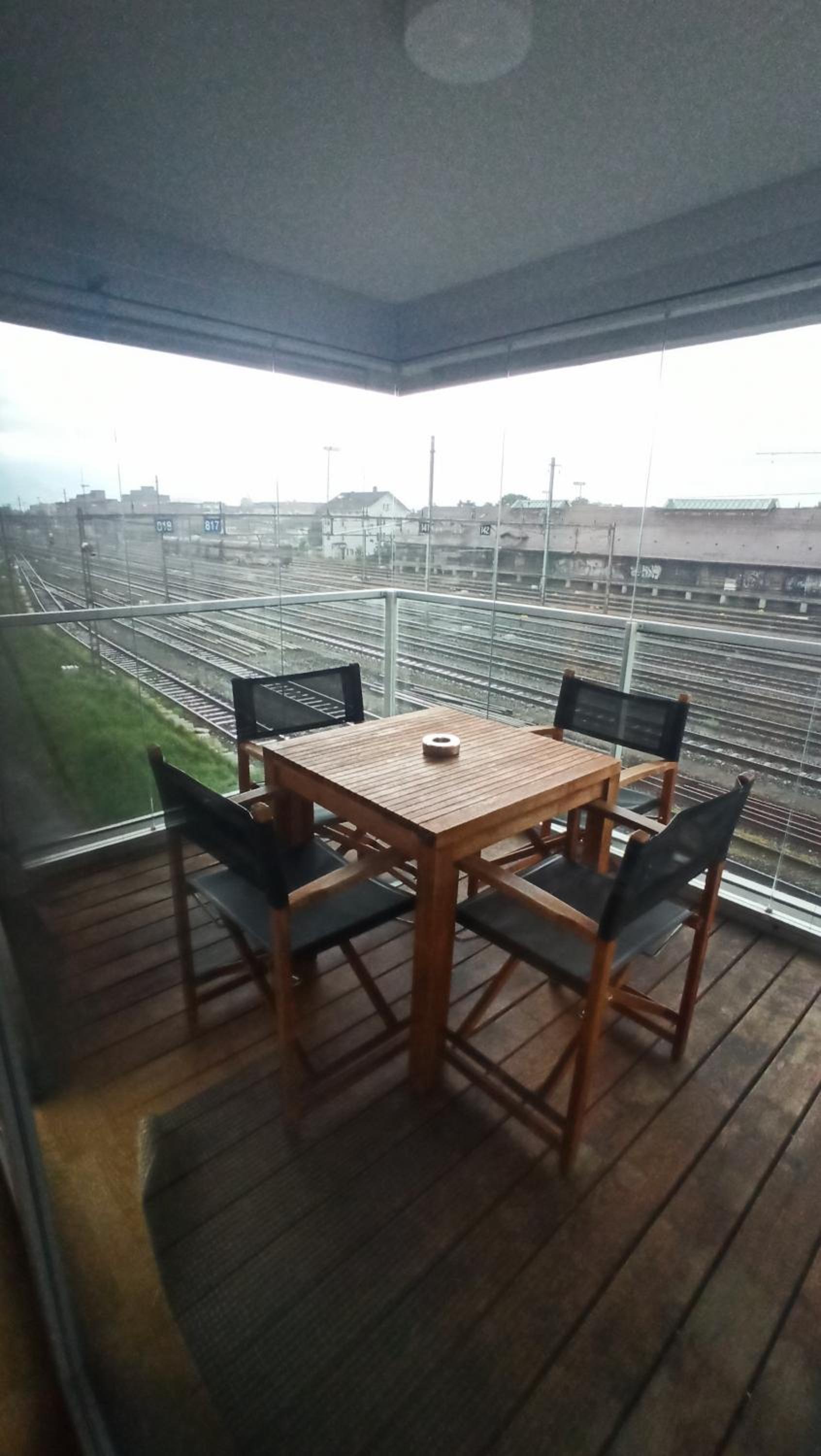 Apartment Spedition