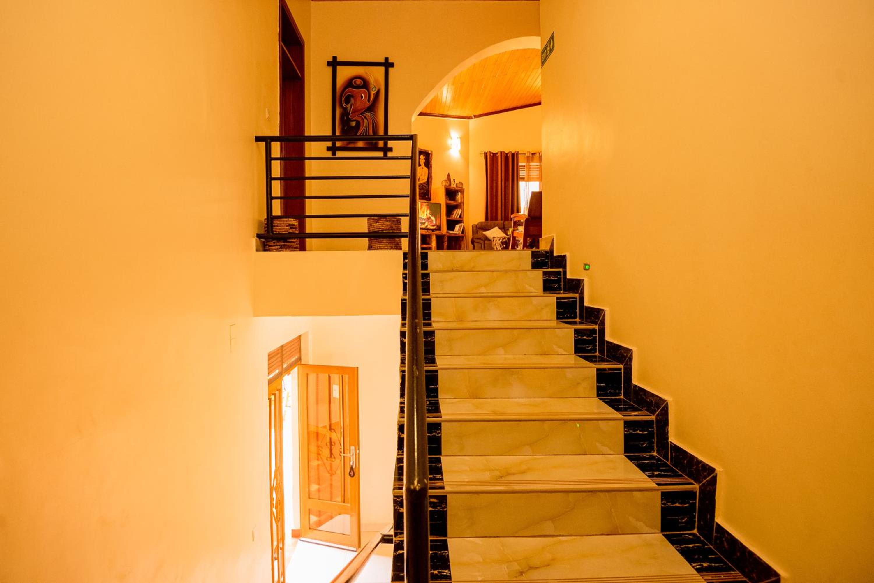 High Ground Villa Ltd