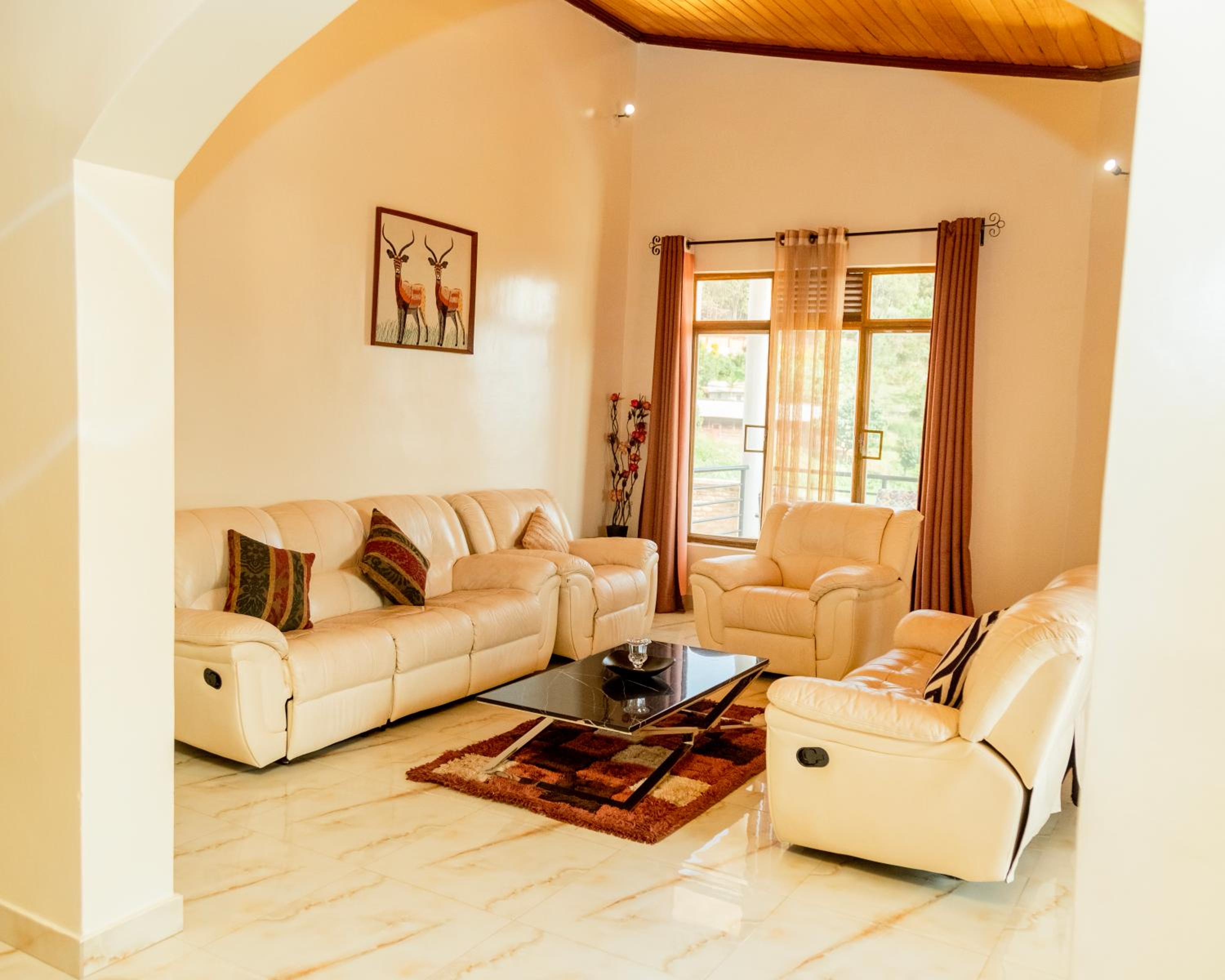High Ground Villa Ltd