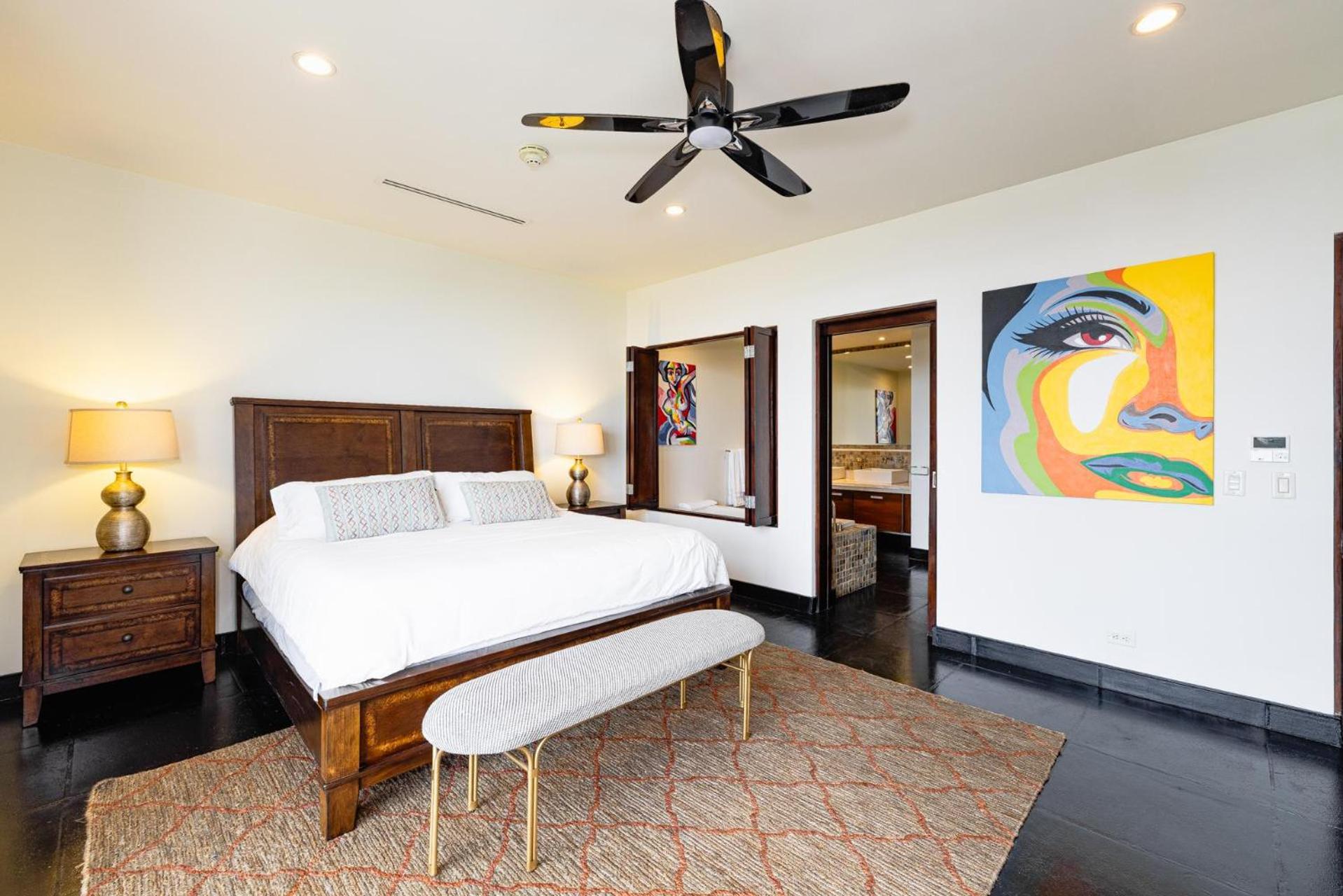 Condo La Perla 163, Ocean View 3 Bedroom Penthouse