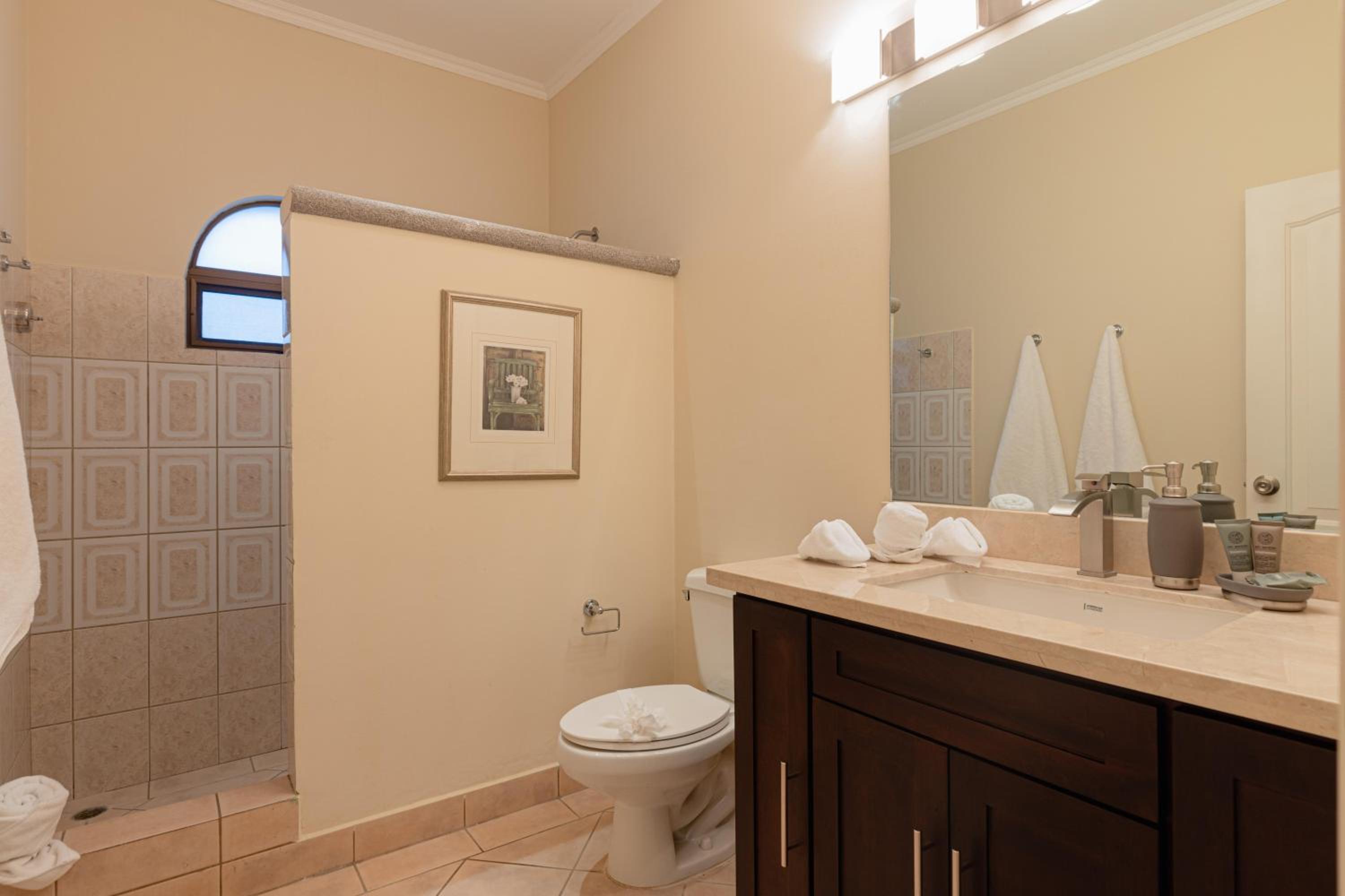Sunrise 48- 3 Bedroom Ocean View Penthouse Condo